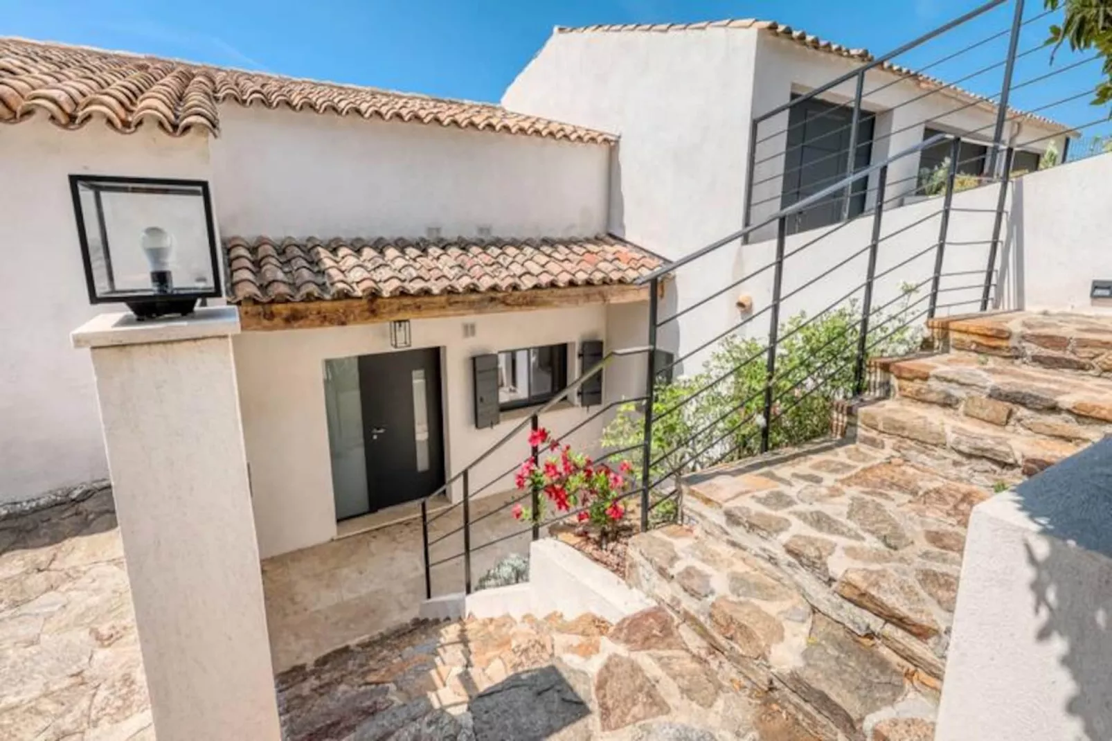 Résidence Villa Figuière - Vue Mer Et Piscine - Tout Confort-Niet-getagd