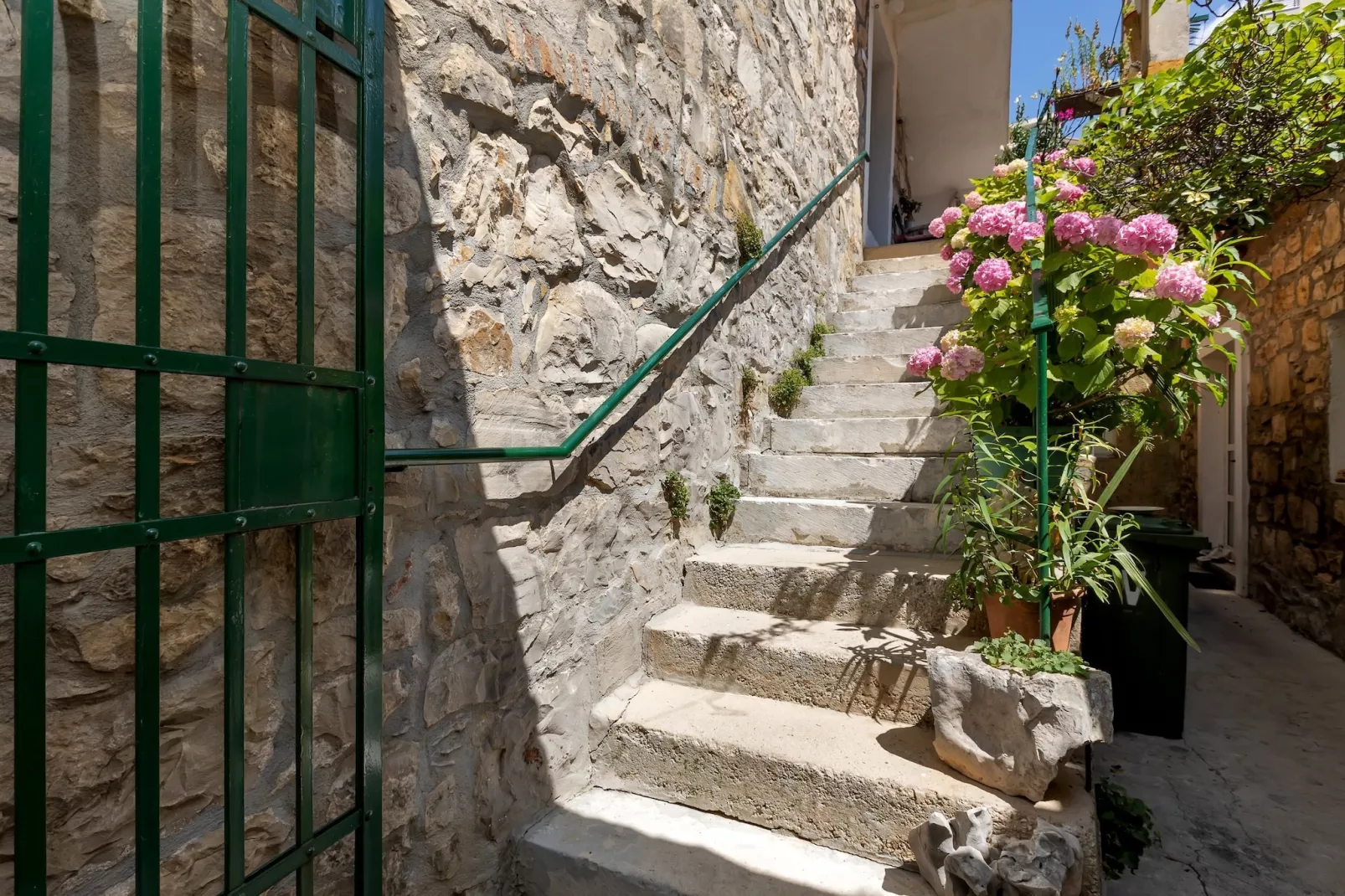 Apartments Kata - Three Bedroom Apartment with Balcony-Buitenlucht