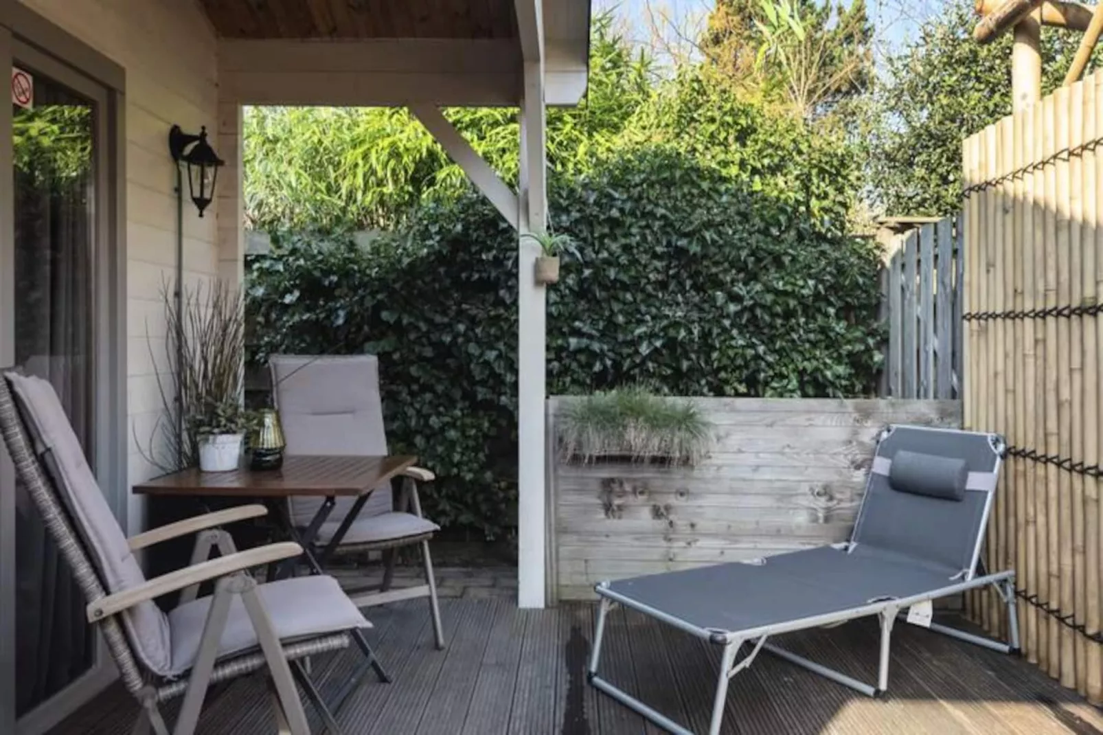 The Sea Lodge-Niet-getagd