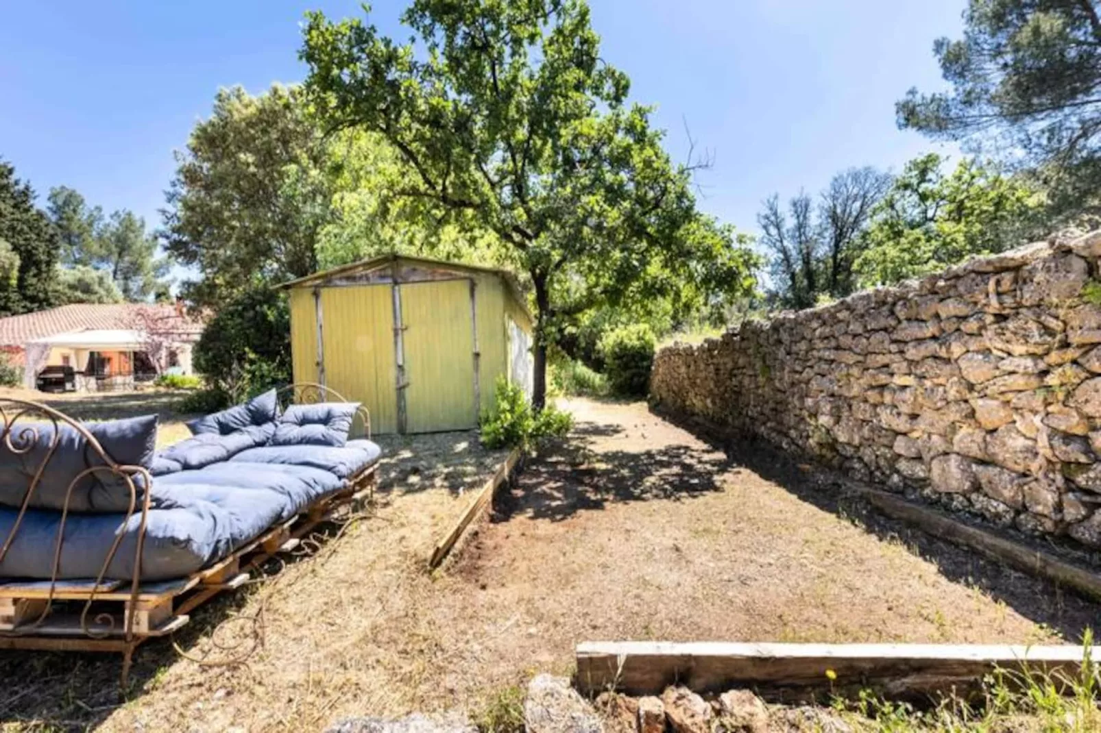 06bv : Cottage Au Calme Avec Piscine-Niet-getagd