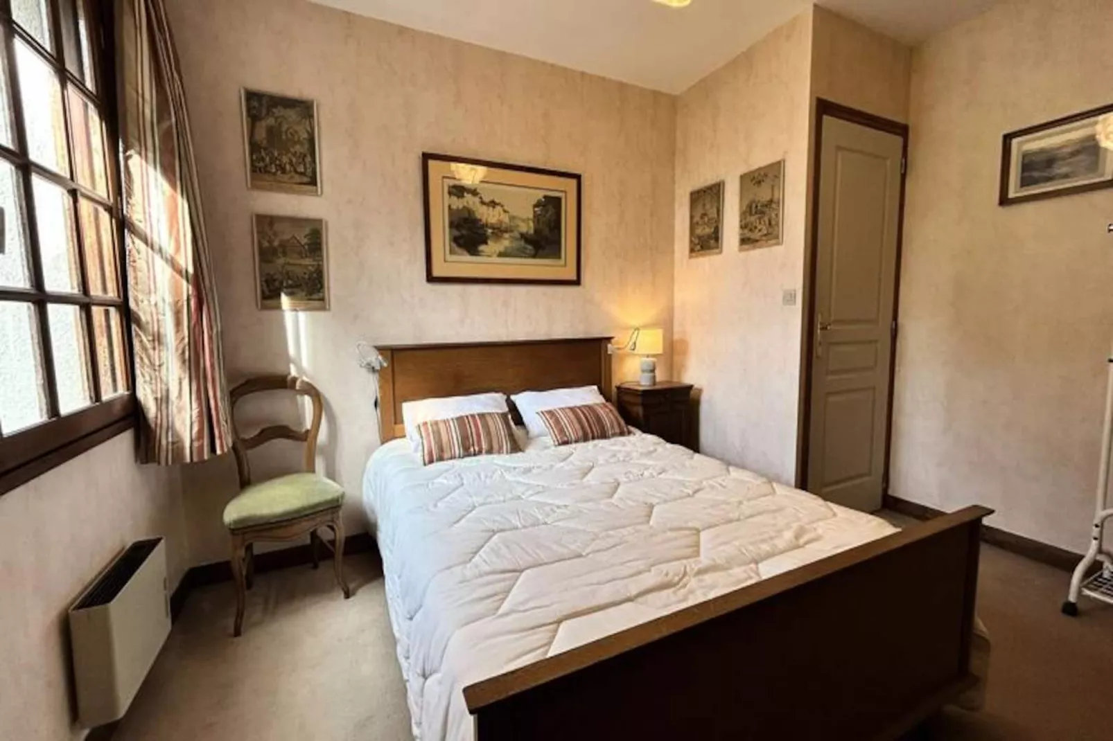 Résidence Les Hôpitaux-Niet-getagd