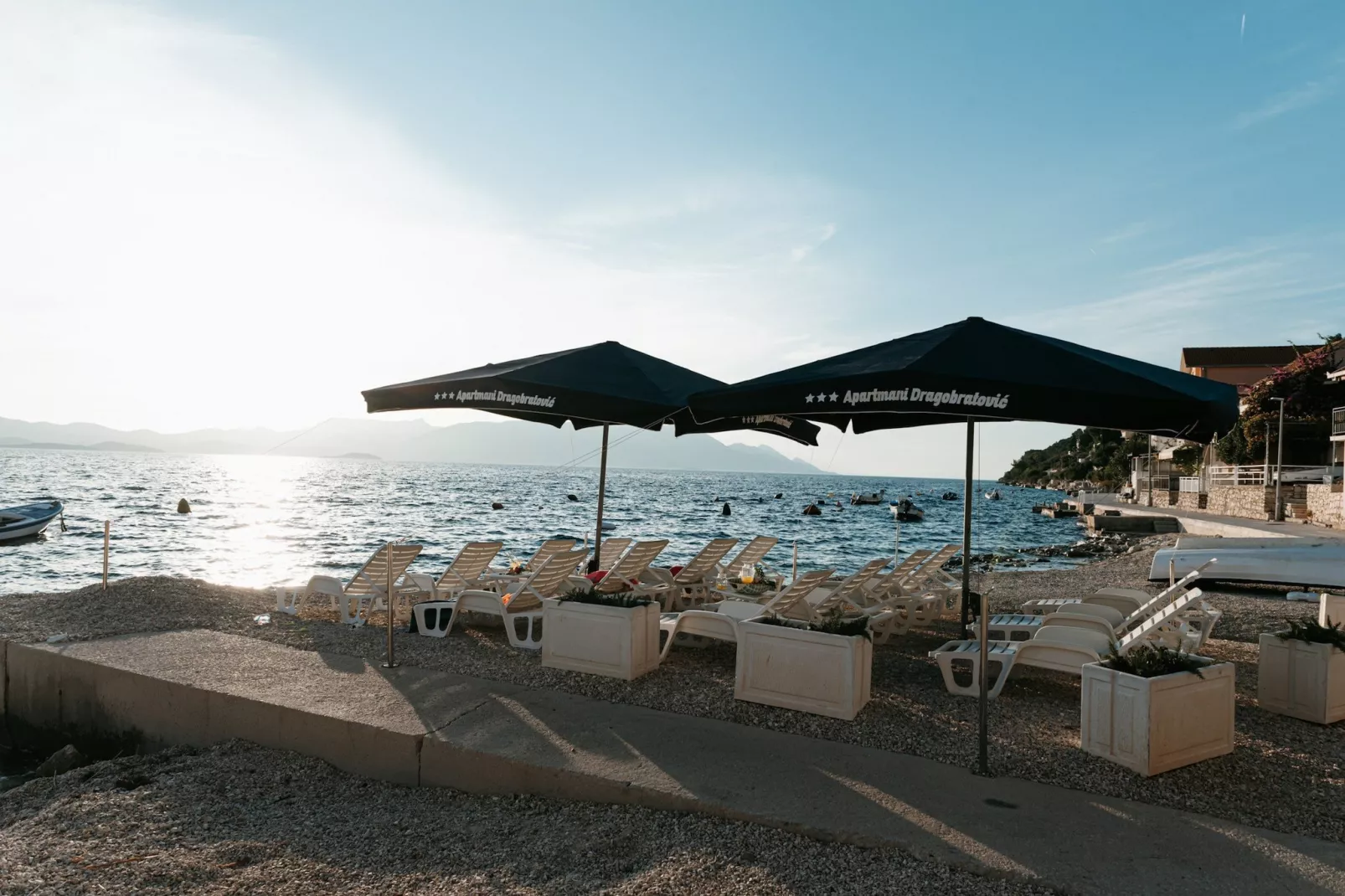 Apartments Dragobratović - Superior One Bedroom  Apartment with  Balcony and Side Sea View (Apartment 4)-Sfeer