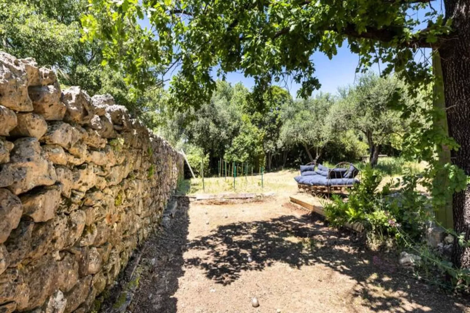 06bv : Cottage Au Calme Avec Piscine-Niet-getagd