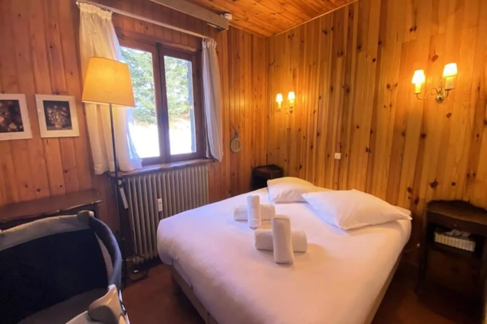 06cn : Appartement 8-10 Personnes Avec Terrasse-Niet-getagd