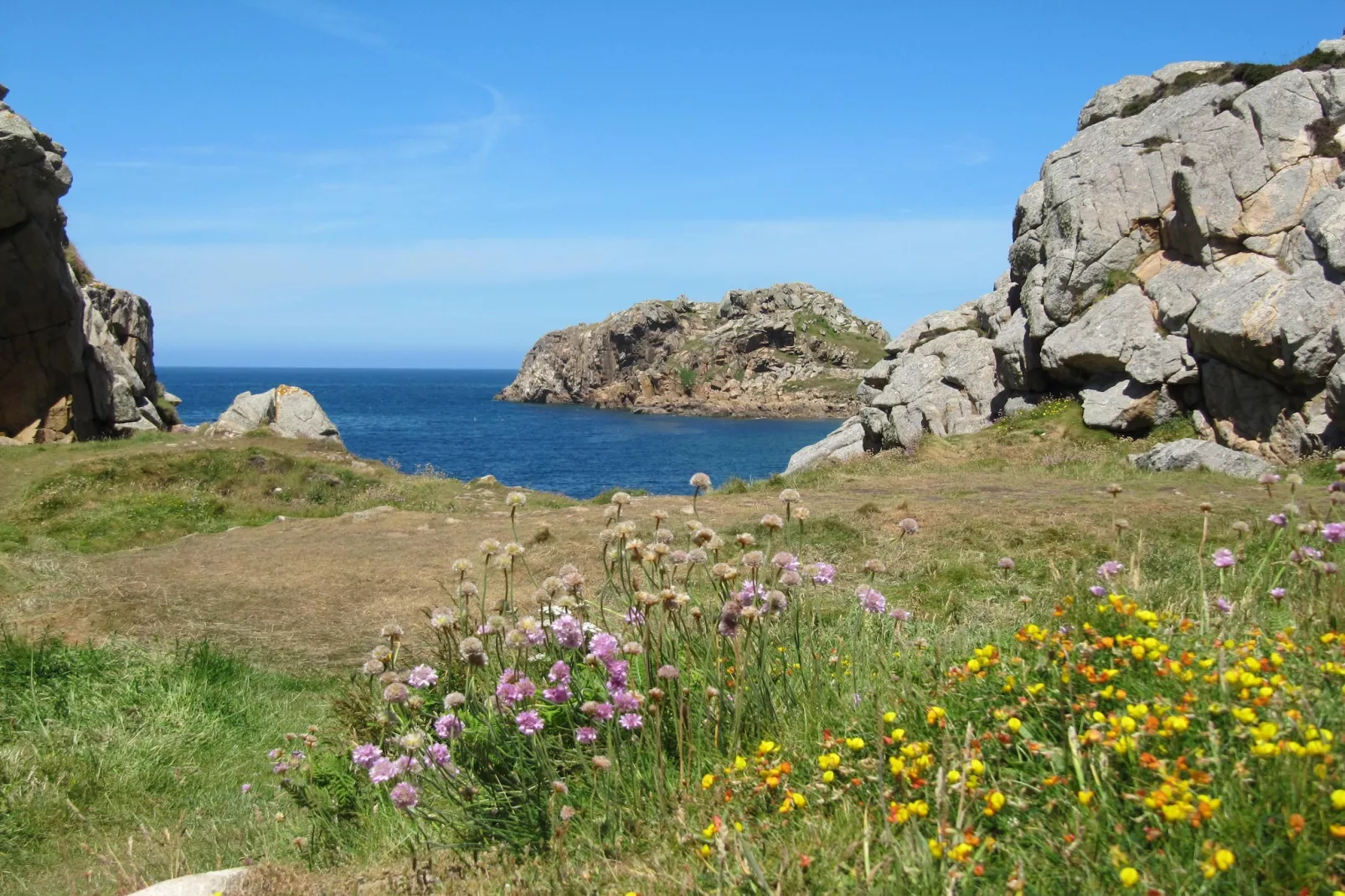 Granitsteinhaus in Guimaëc-Gebieden zomer 20km