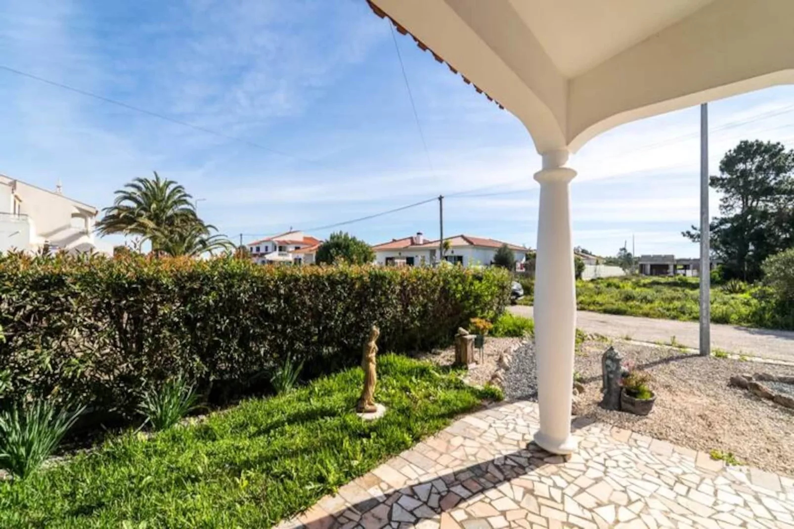 Blue Lee Residence-Niet-getagd