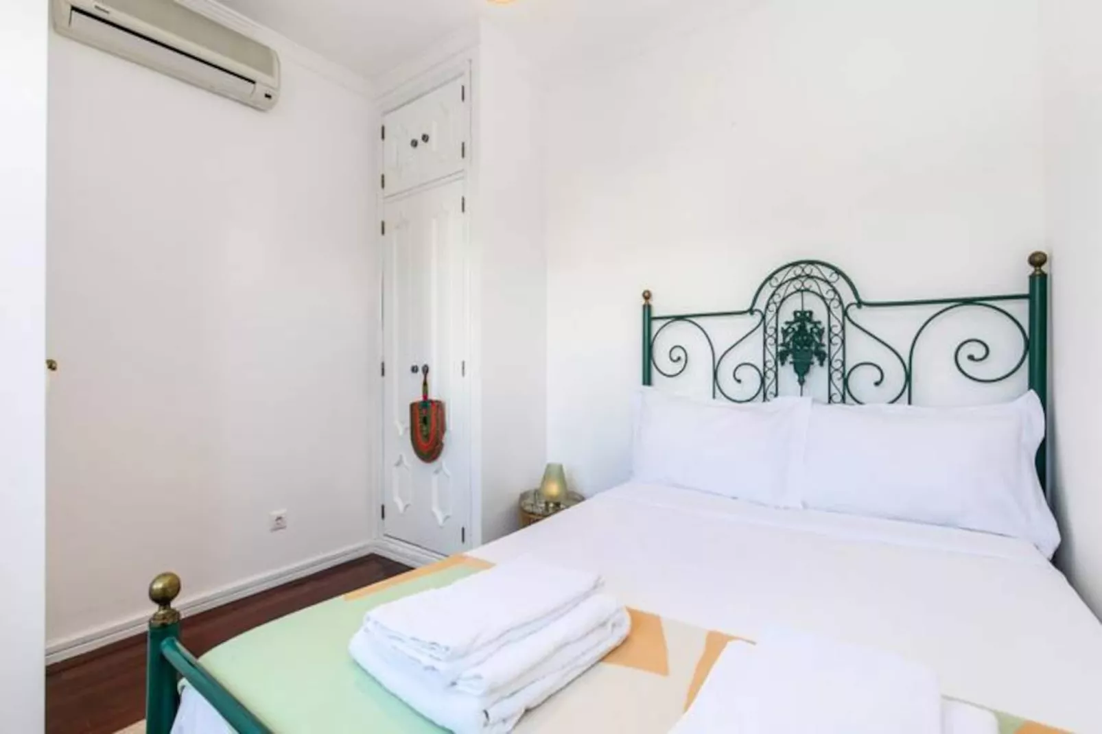 Casa Verde - Traditional Townhouse-Niet-getagd