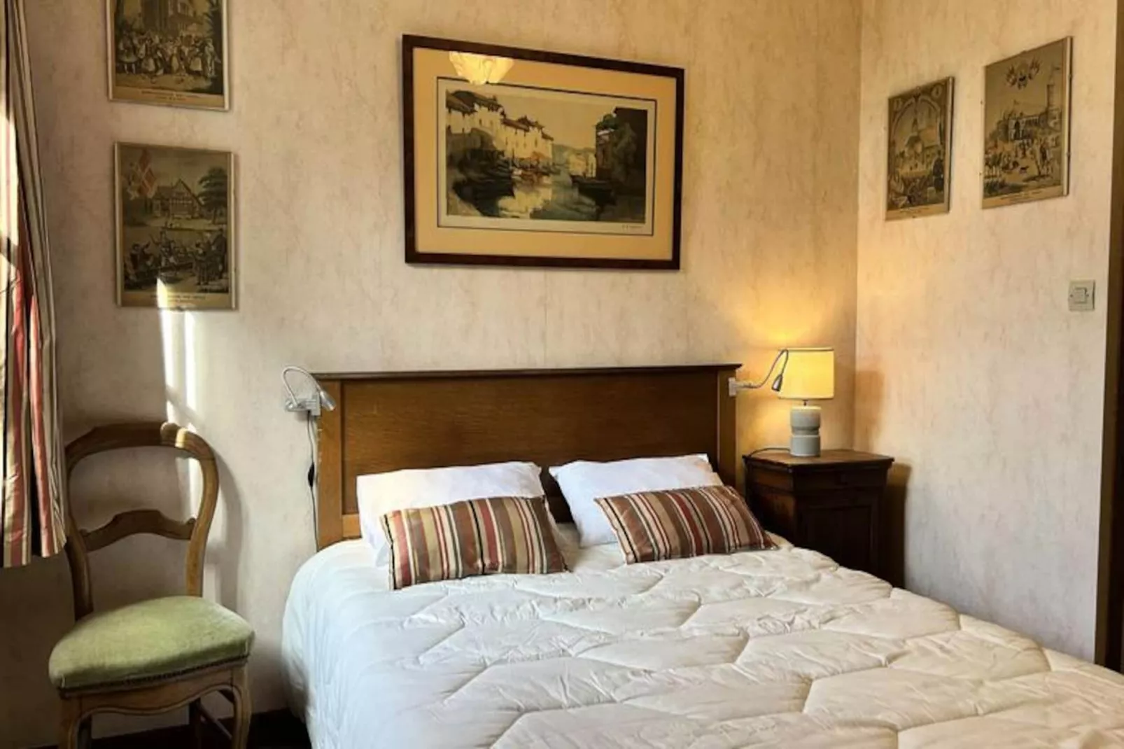 Résidence Les Hôpitaux-Niet-getagd