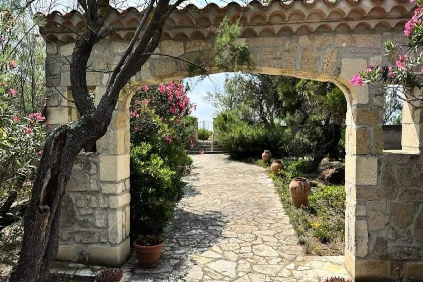 Villa Secret Du Jardin Face &agrave; La Mer-Niet-getagd