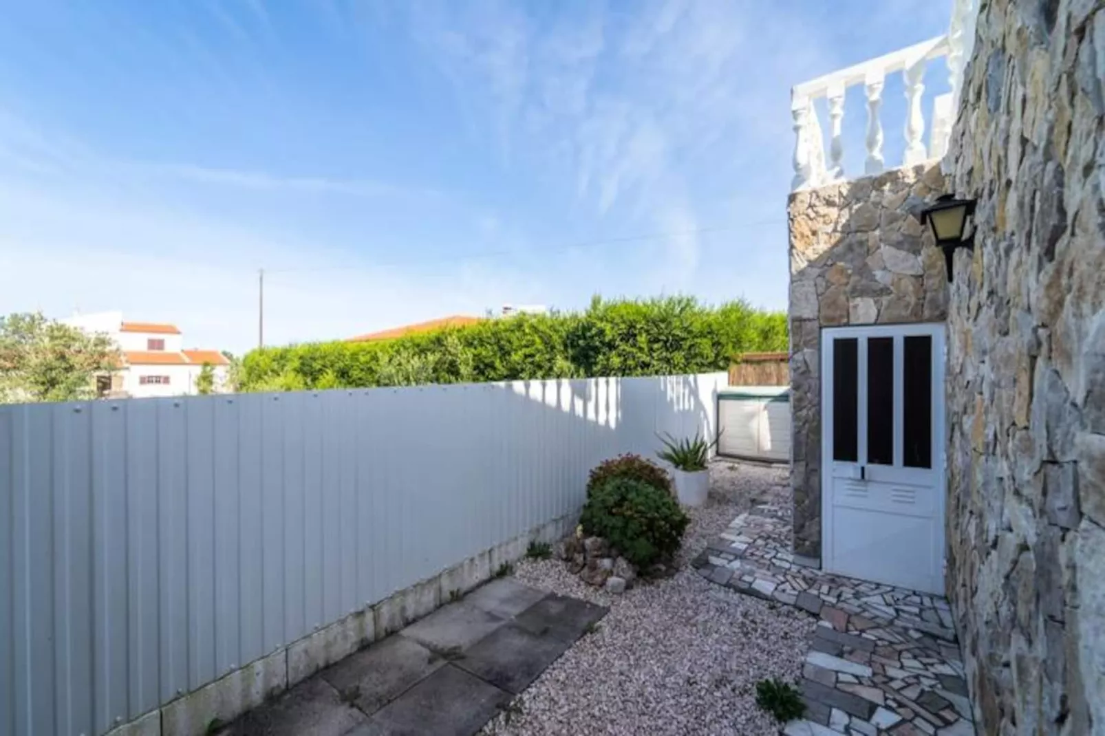 Blue Lee Residence-Niet-getagd