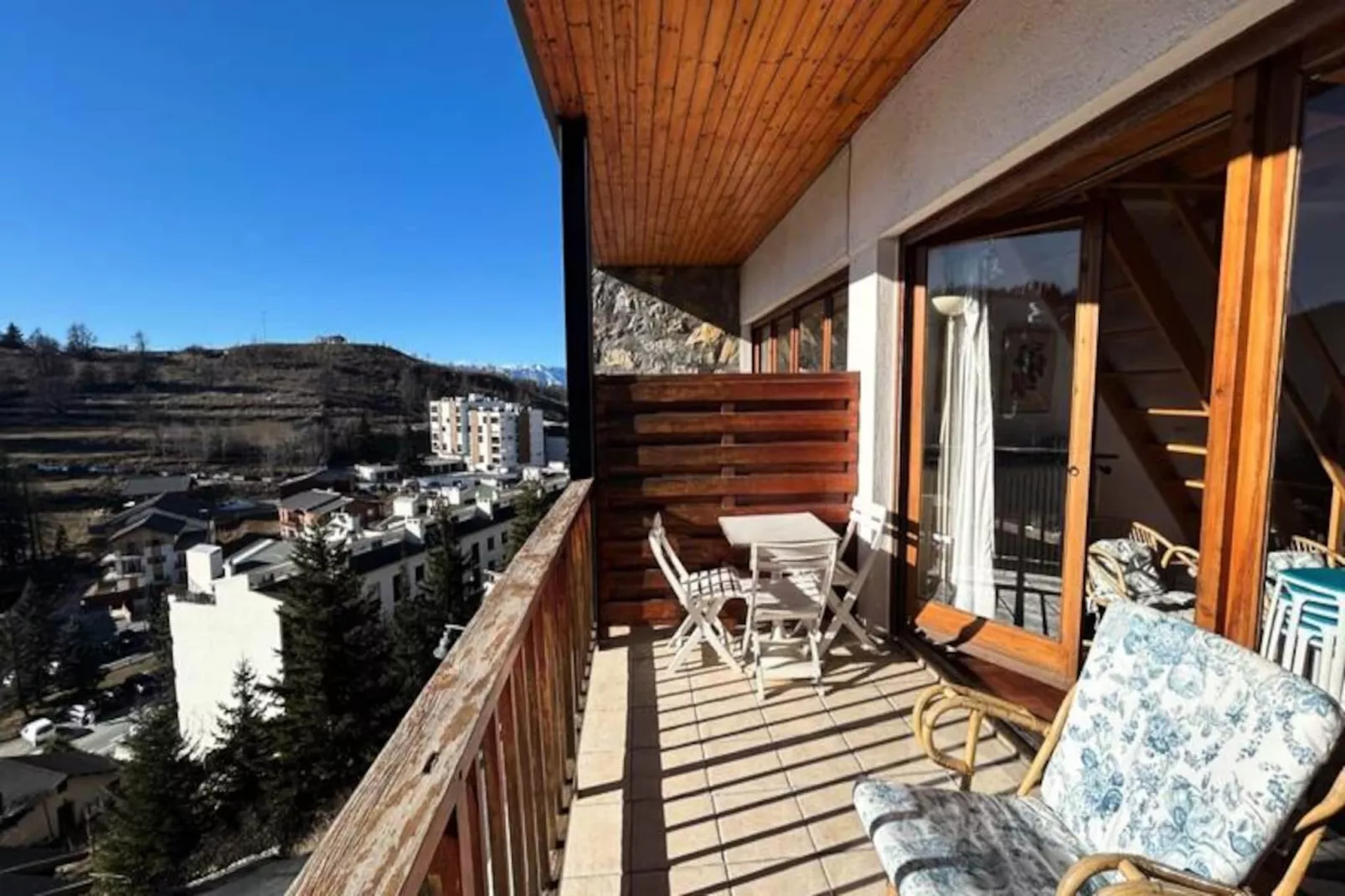 06cn : Appartement 8-10 Personnes Avec Terrasse-Niet-getagd