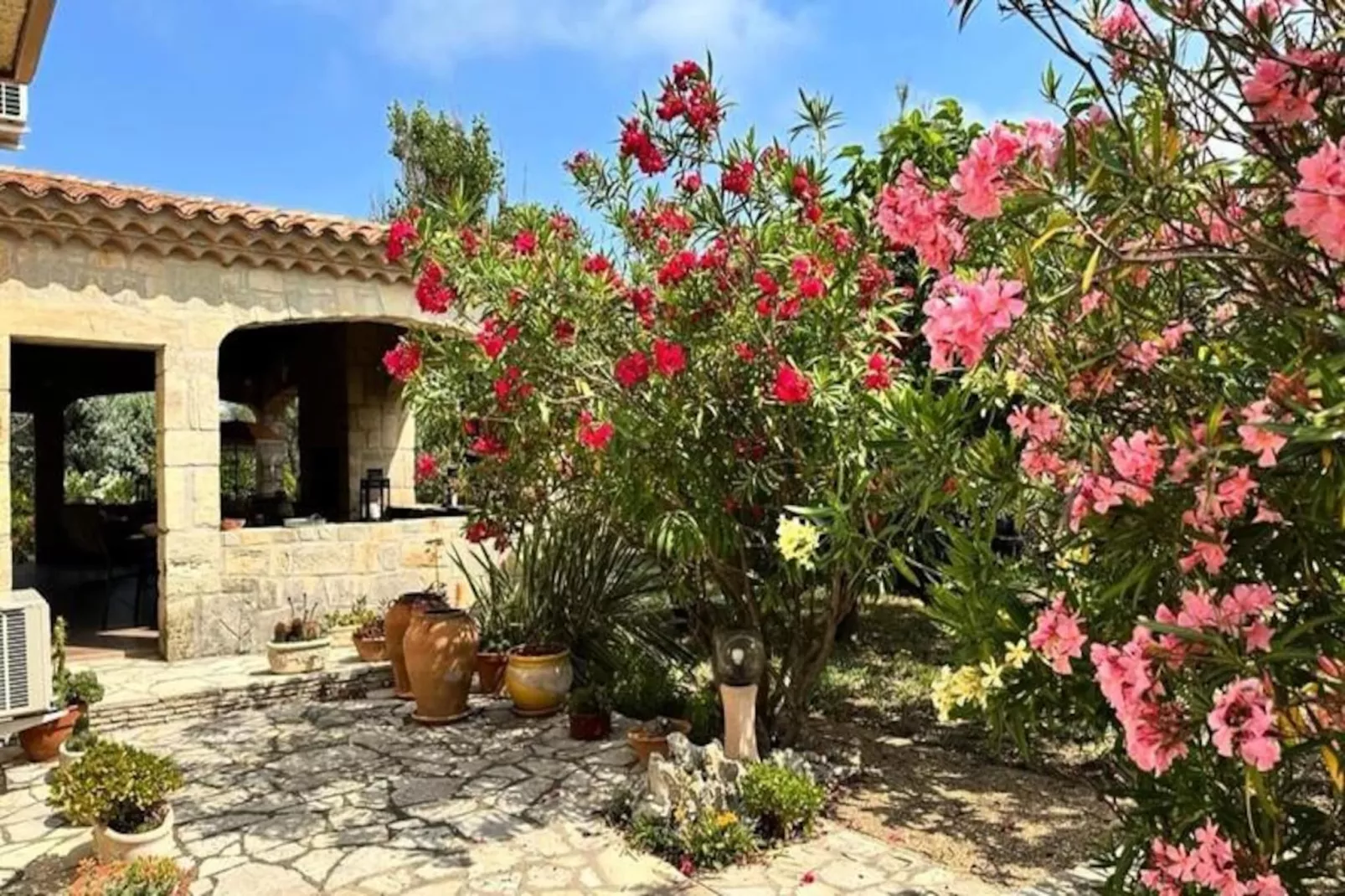 Villa Secret Du Jardin Face &agrave; La Mer-Niet-getagd