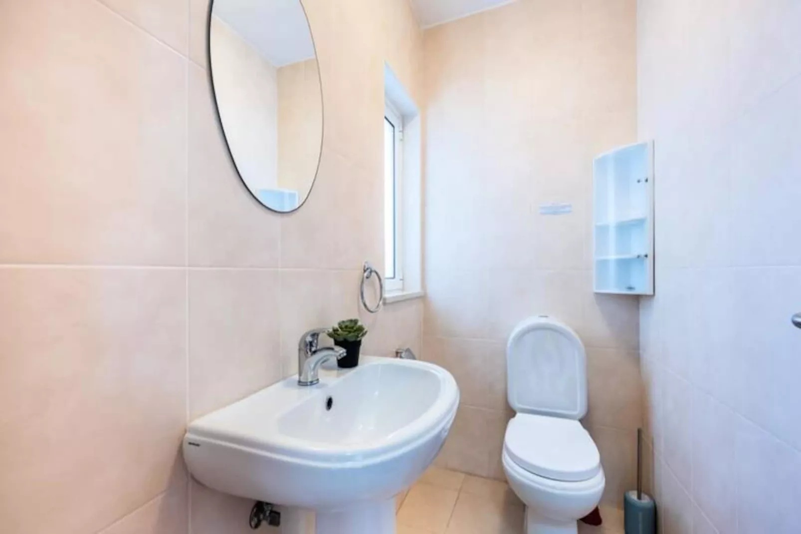 Casa May-Niet-getagd