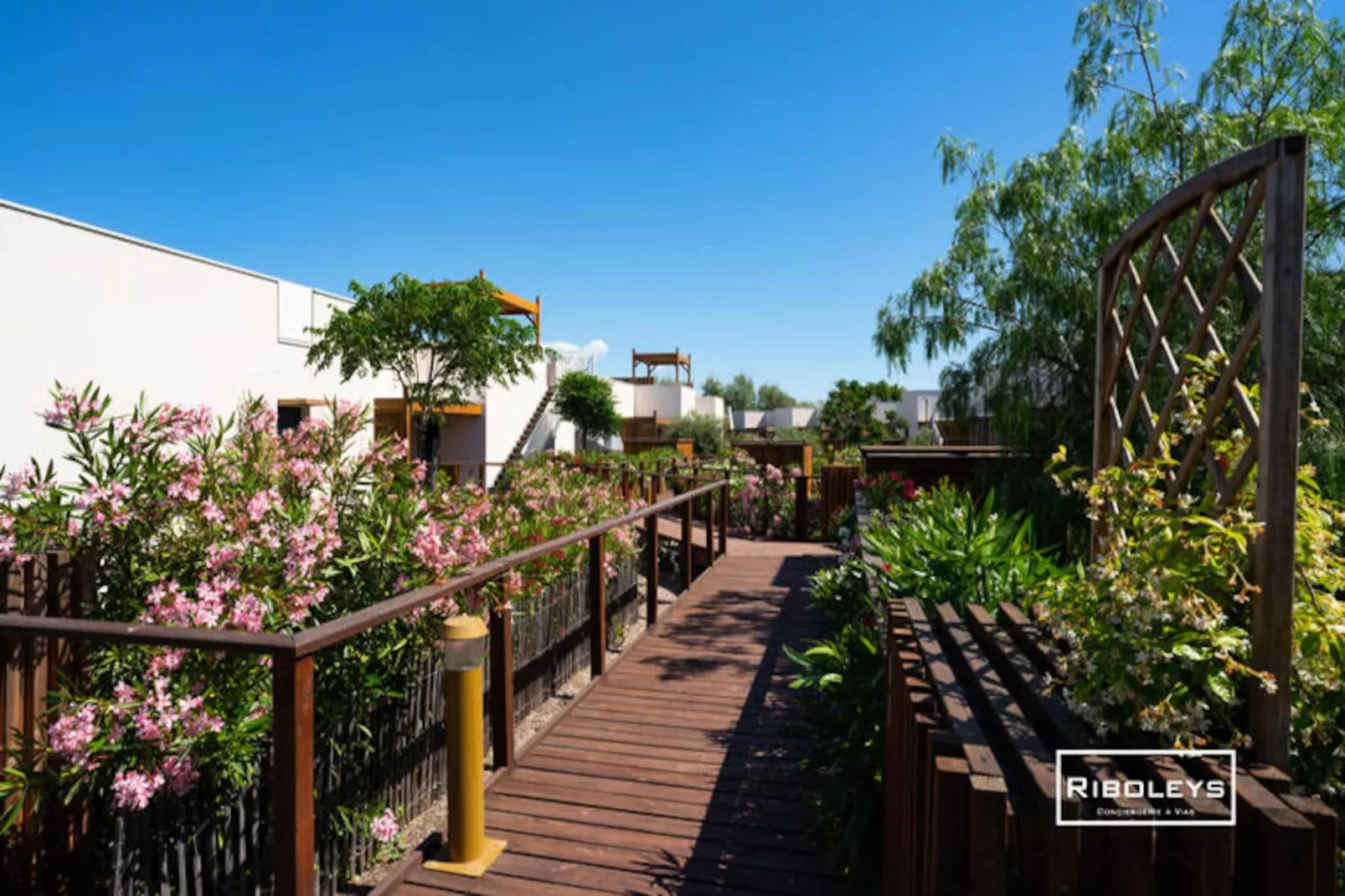 Marina Lodge - T2 Climatis&eacute; Avec Wifi Et Piscine-Niet-getagd