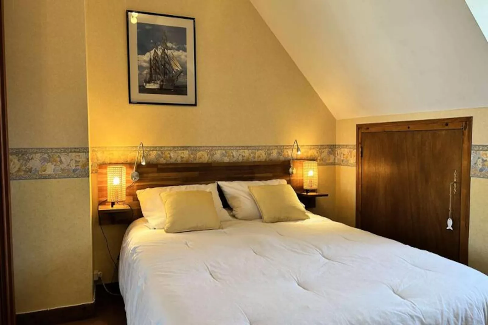 Résidence Les Hôpitaux-Niet-getagd