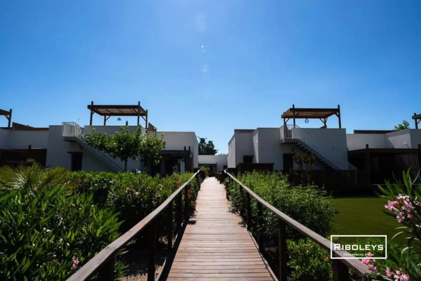 Marina Lodge - T2 Climatis&eacute; Avec Wifi Et Piscine-Niet-getagd