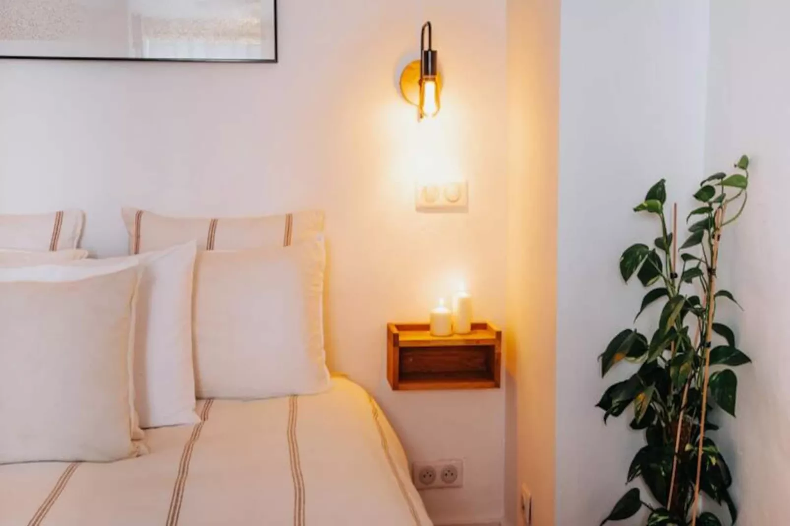 Résidence Charmante Maisonnette Entièrement Rénovée Dans La Vieille Ville D'antibes-Niet-getagd