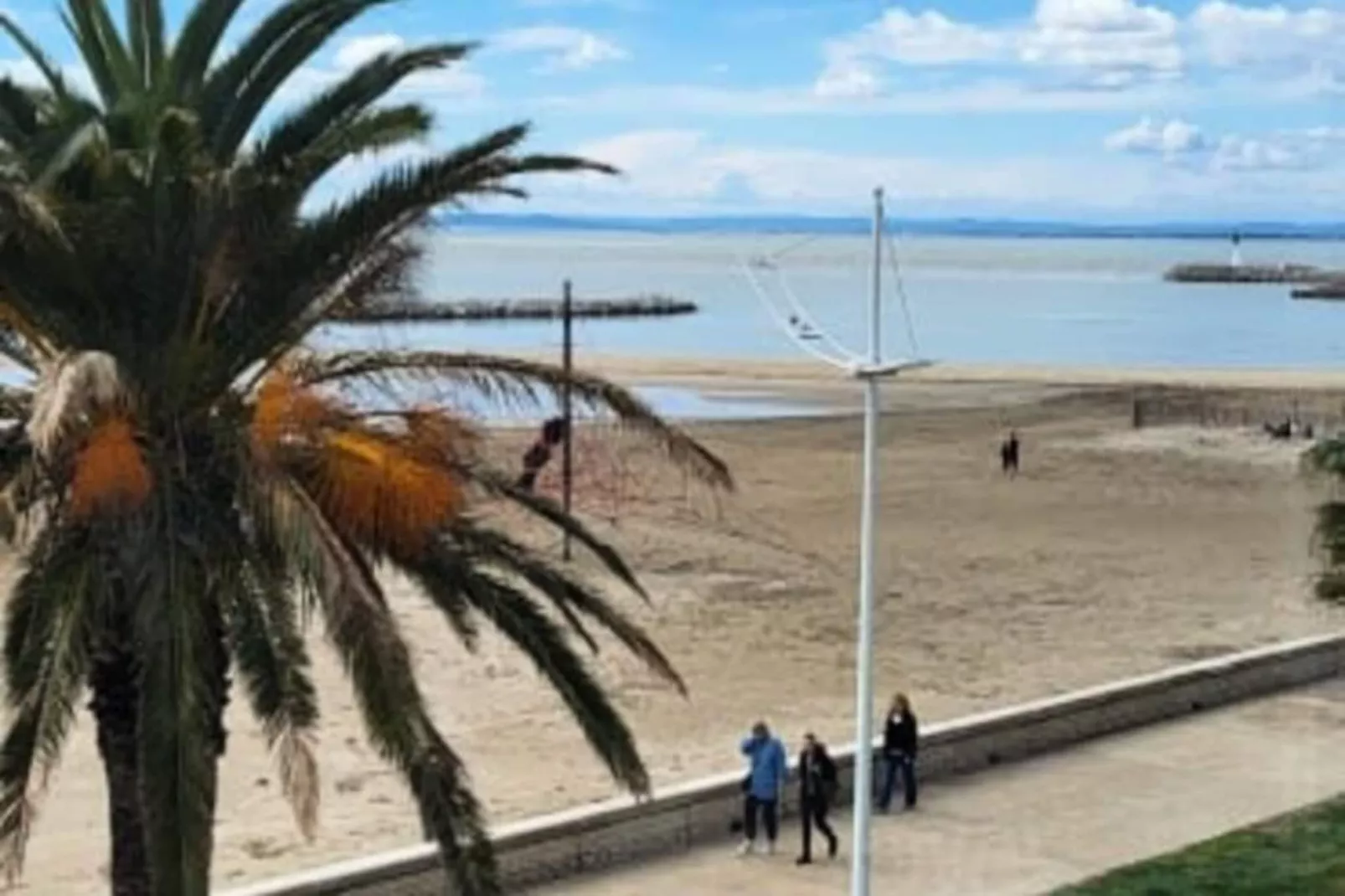 Résidence Le Royal : Vue &agrave; 180 Degr&eacute;s Sur La Mer !-Niet-getagd