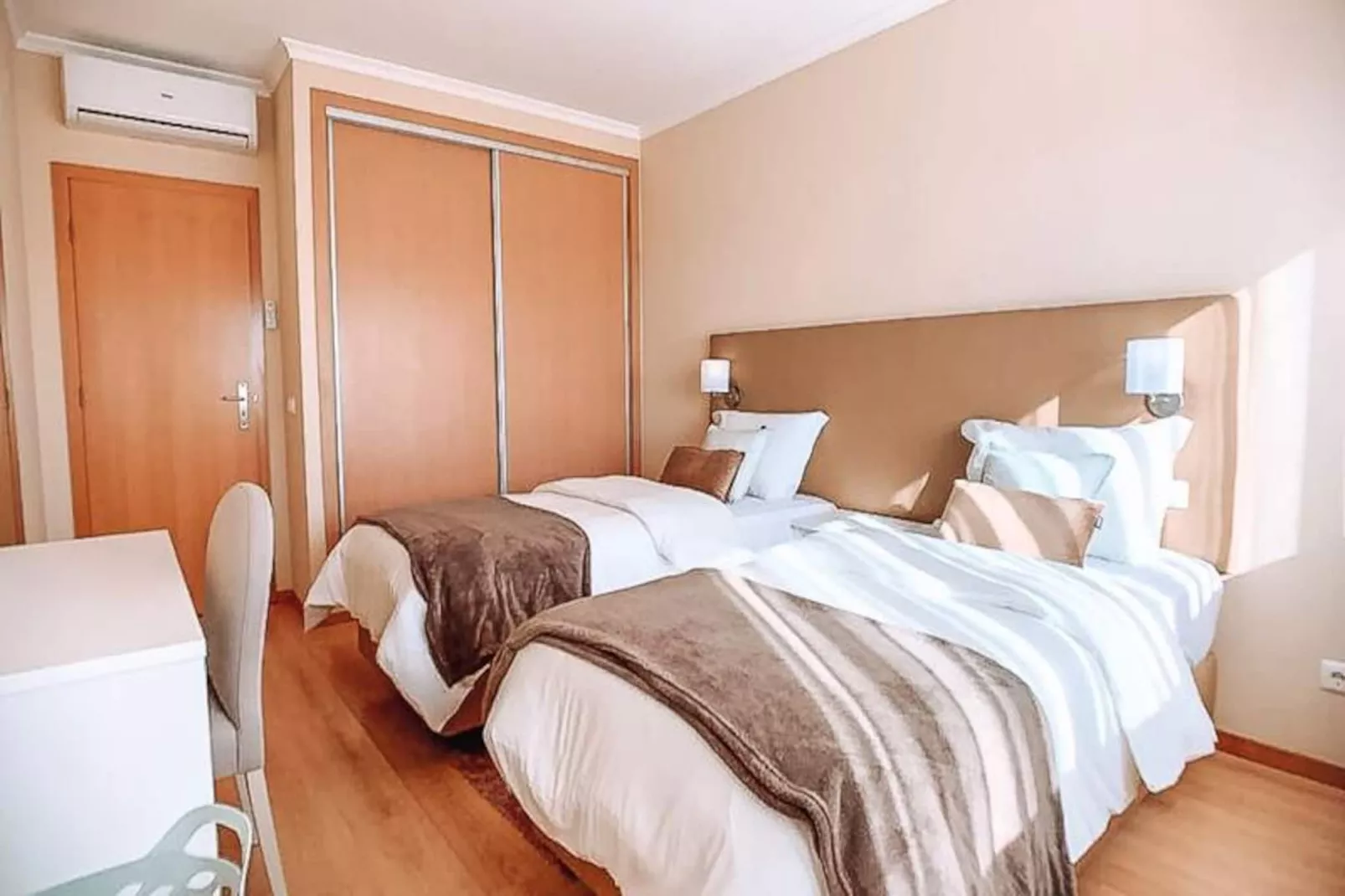 Plant Paradise Apartment-Niet-getagd