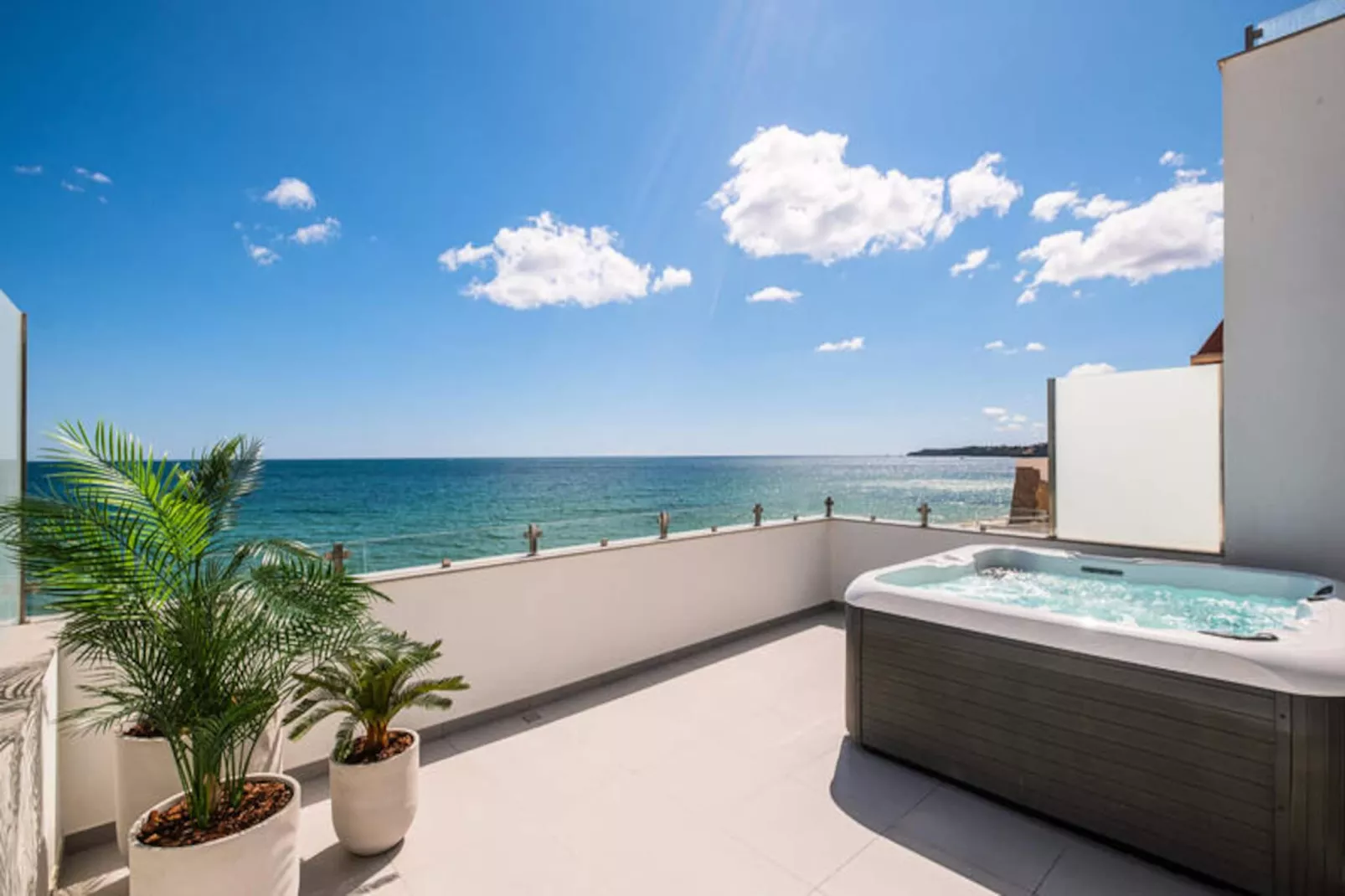 Appartements à Armaçao de Pera-Niet-getagd