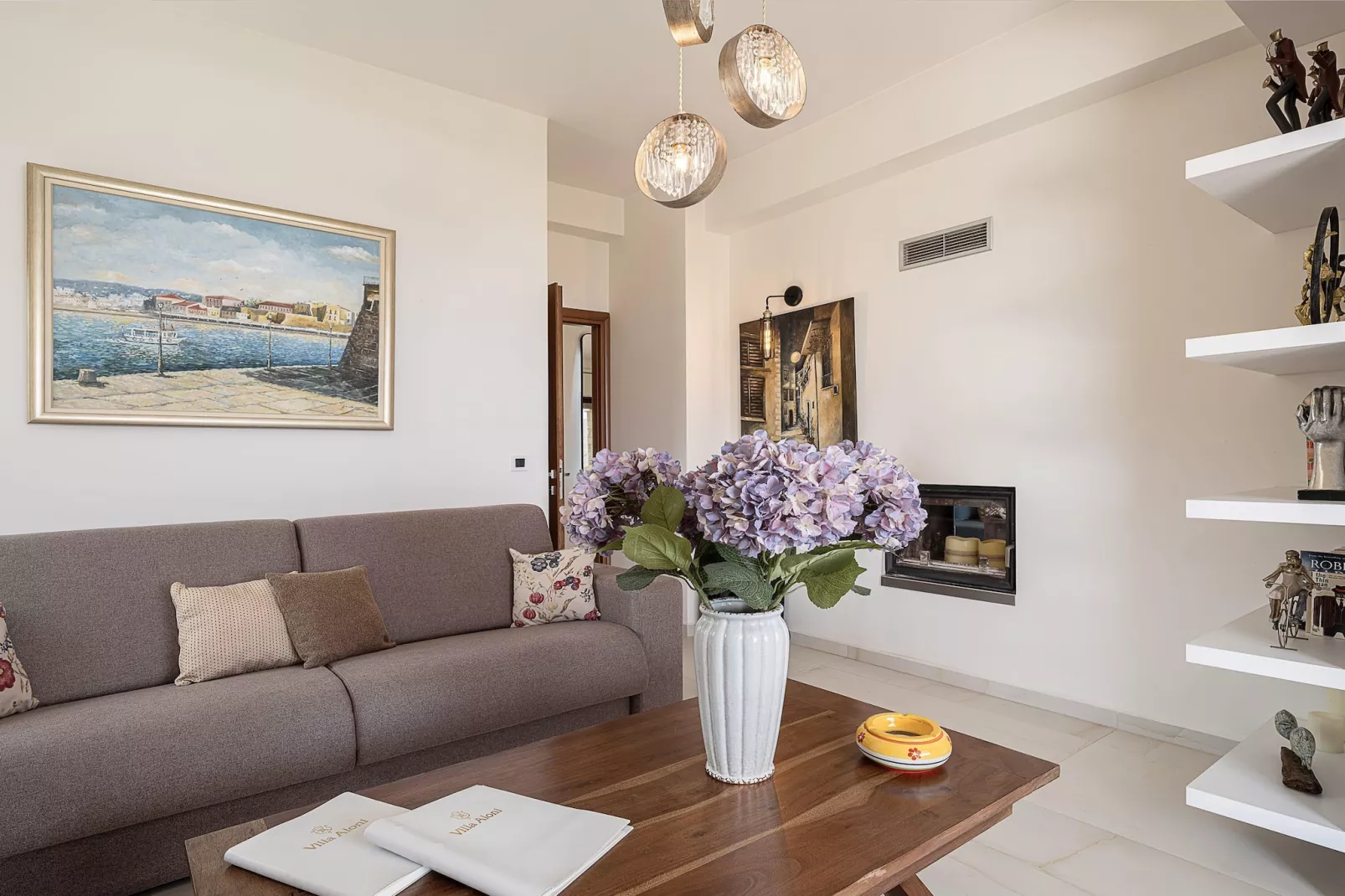 Villa Aloni 8prs-Woonkamer