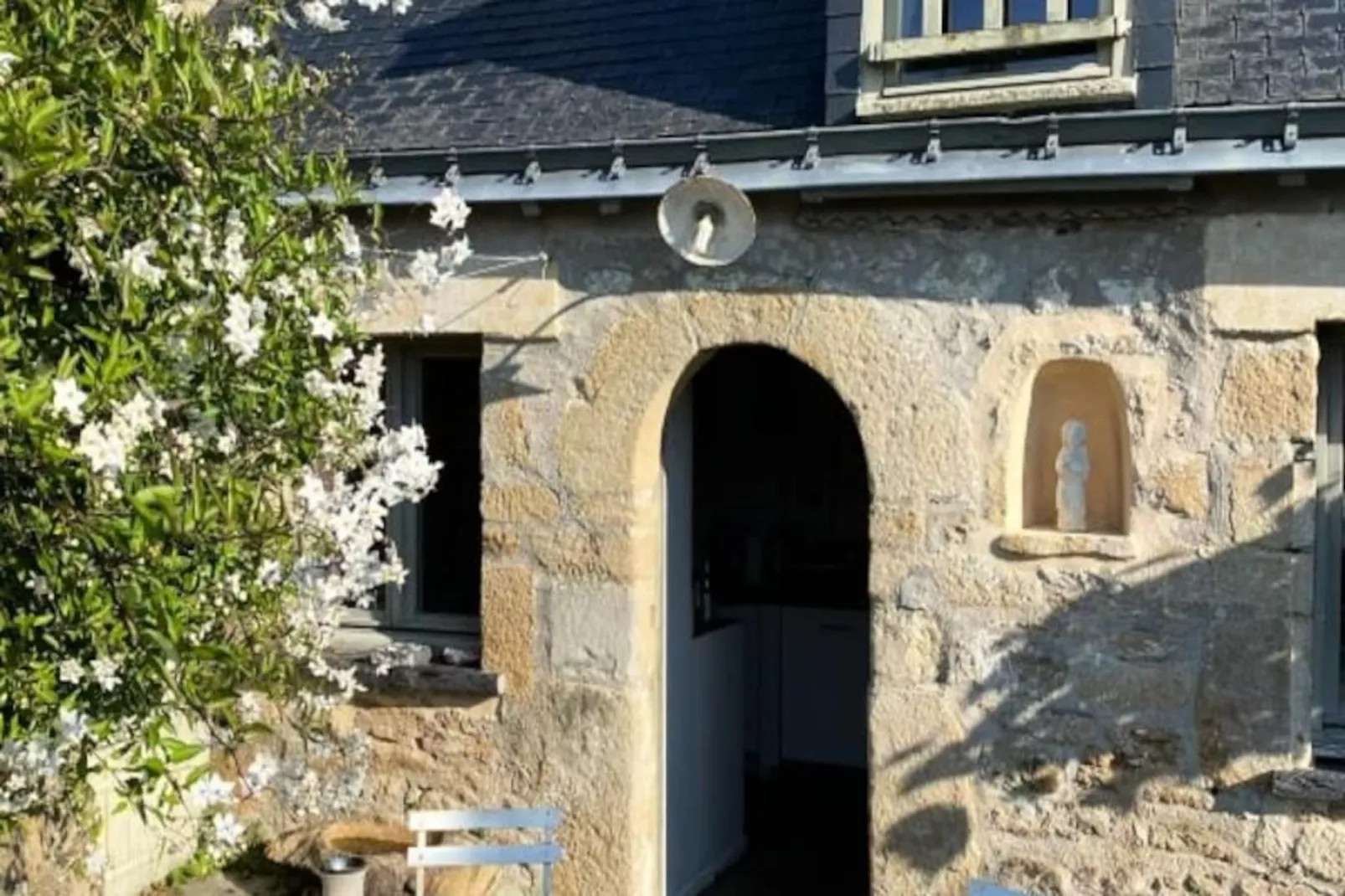 Maison De Caract&egrave;re Au C&oelig;ur De L&rsquo;&icirc;le-aux-moines-Niet-getagd