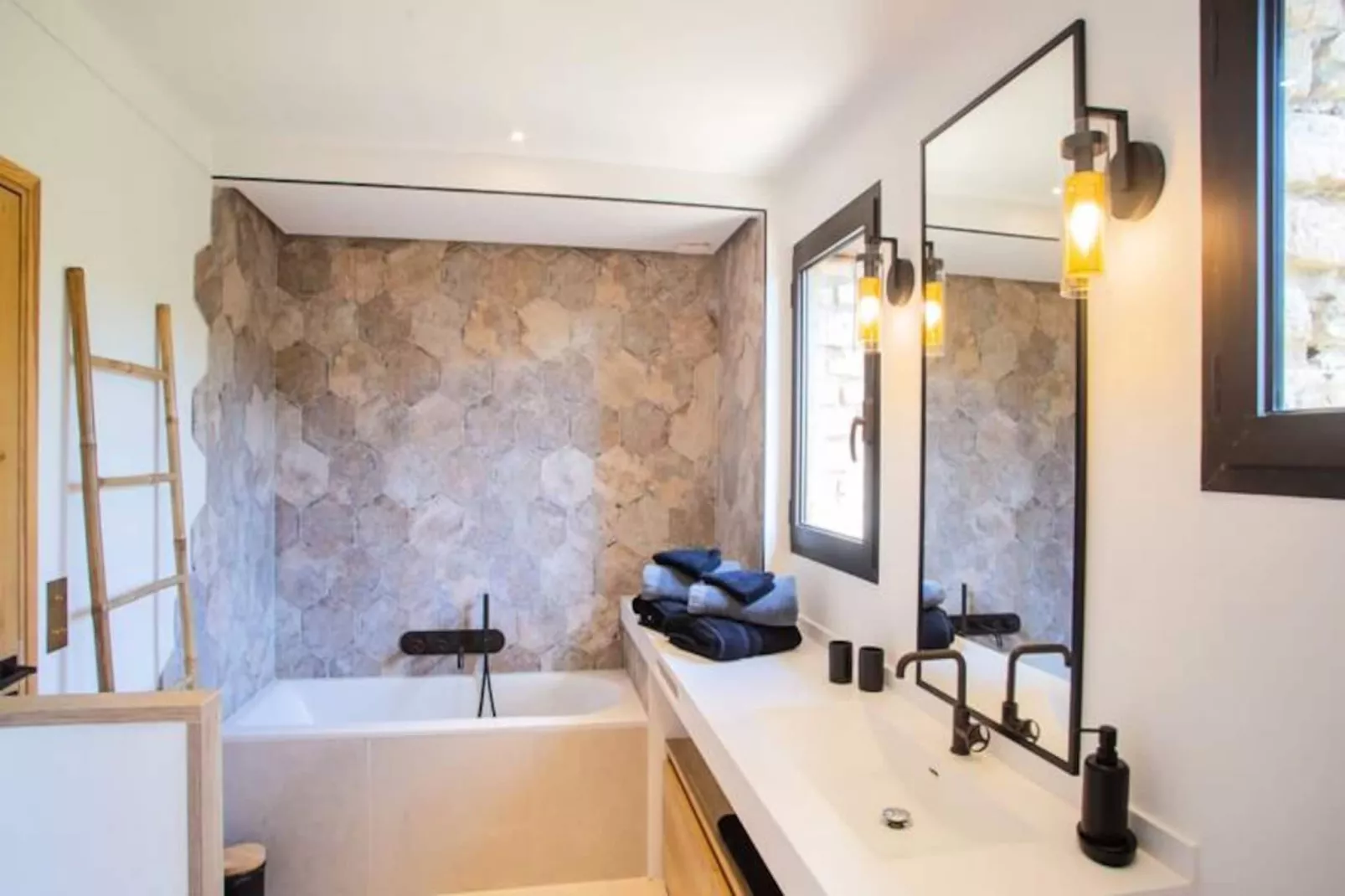 Villa De Haut Standing - 4 Chambres - Piscine-Niet-getagd