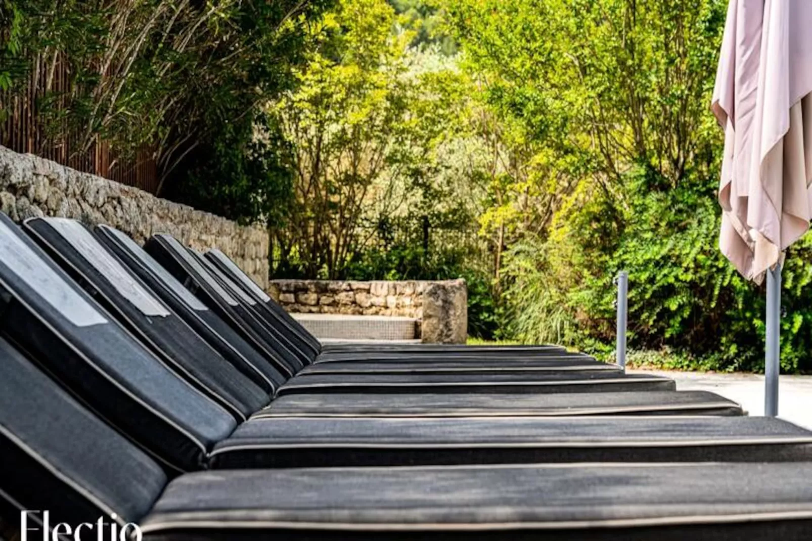 Loggia 8 Laurier | R&eacute;sidence Les Petitons-Niet-getagd