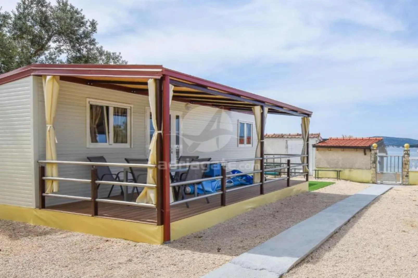 Camping Mobile Homes Bella Vita-Buitenlucht