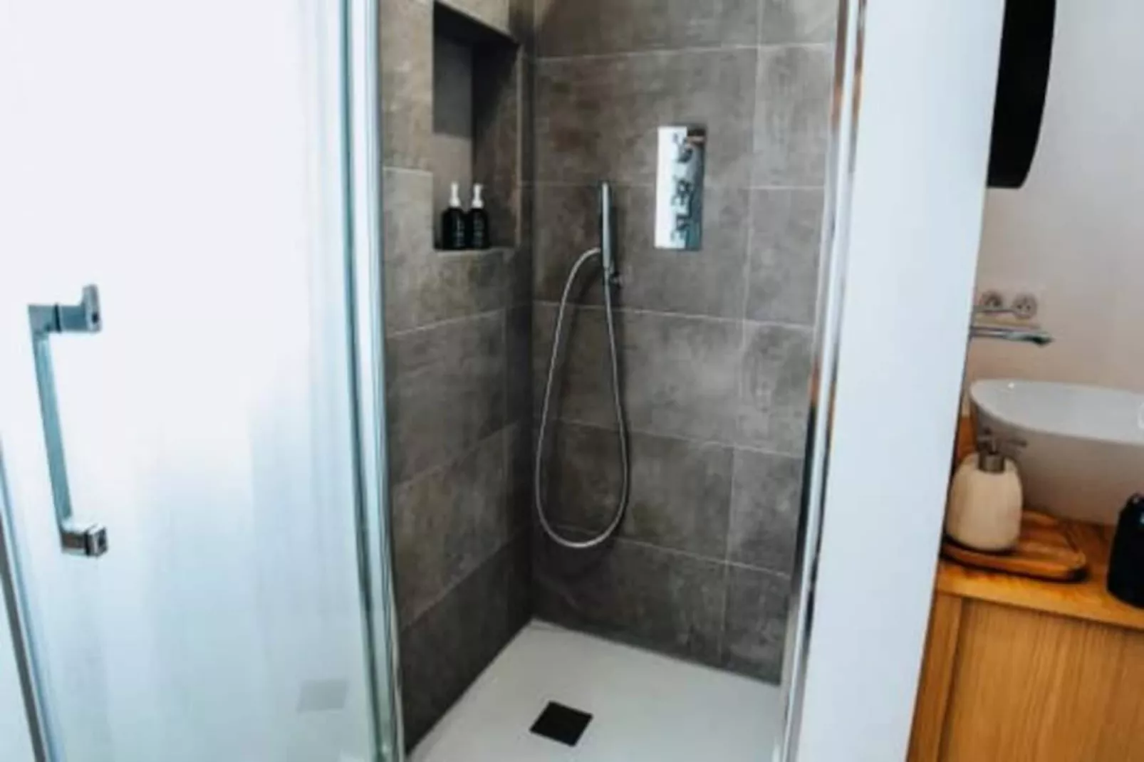 Résidence Charmante Maisonnette Entièrement Rénovée Dans La Vieille Ville D'antibes-Niet-getagd