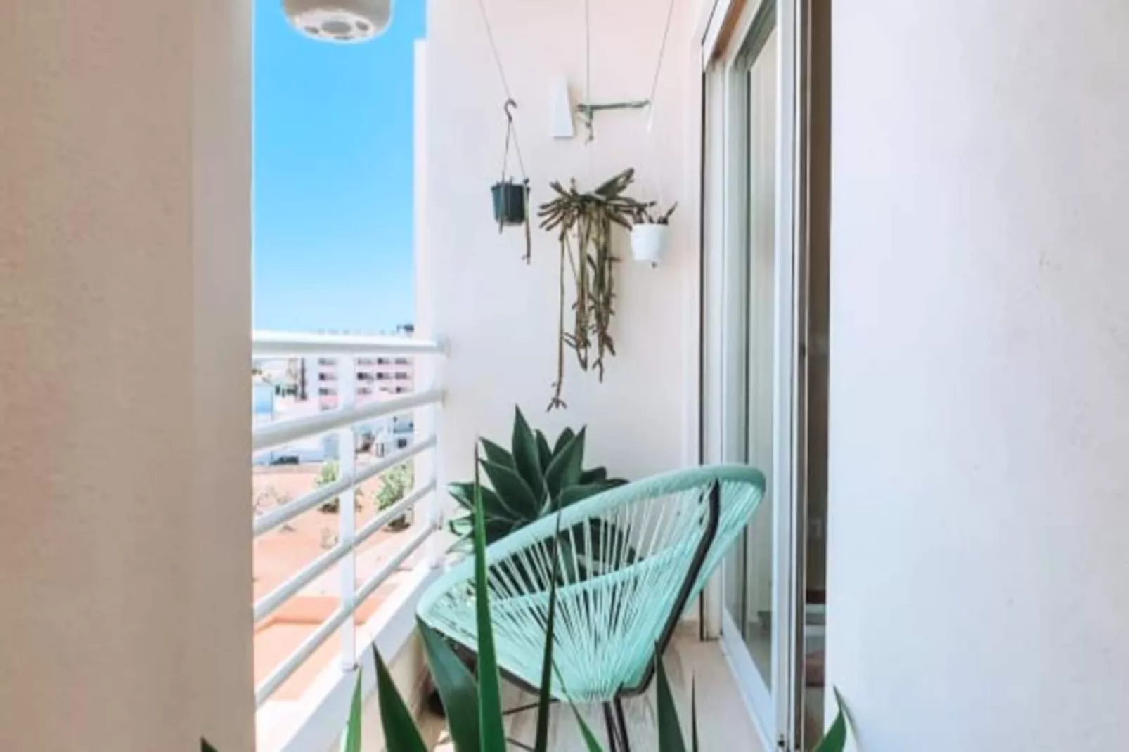 Plant Paradise Apartment-Niet-getagd