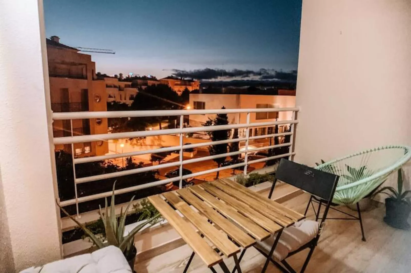 Plant Paradise Apartment-Niet-getagd