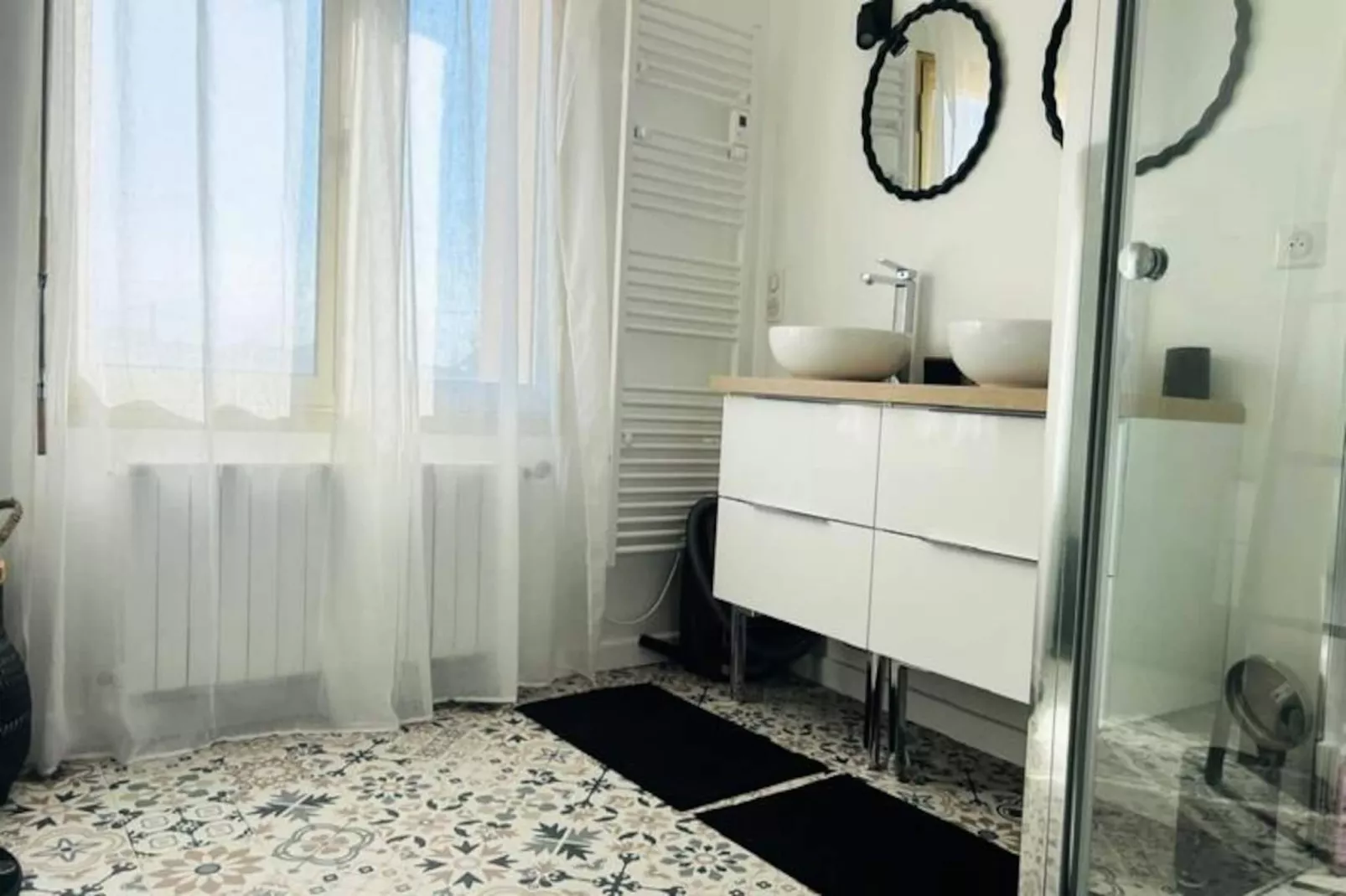 Villa Secret Du Jardin Face &agrave; La Mer-Niet-getagd