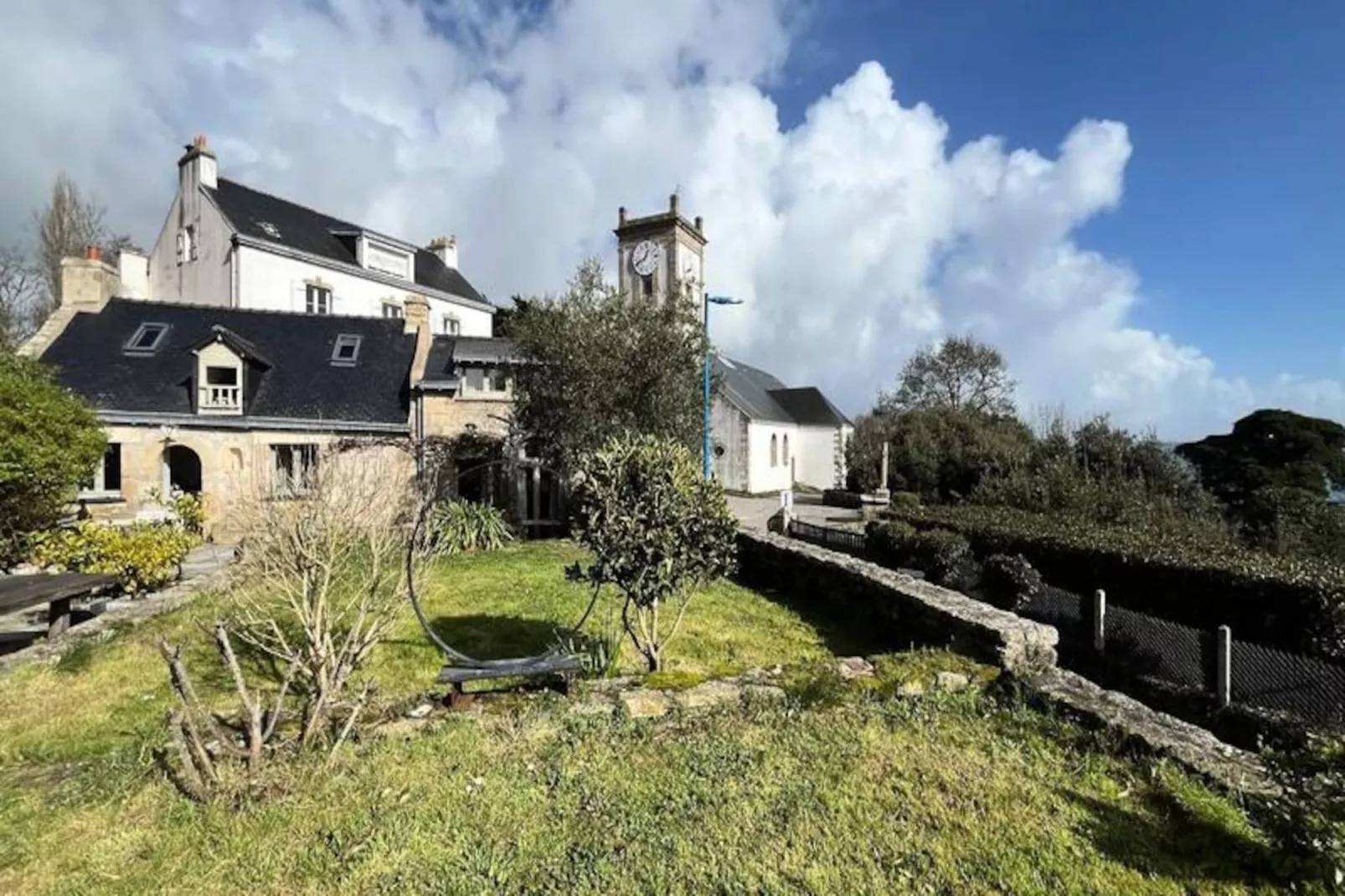 Maison De Caract&egrave;re Au C&oelig;ur De L&rsquo;&icirc;le-aux-moines-Niet-getagd