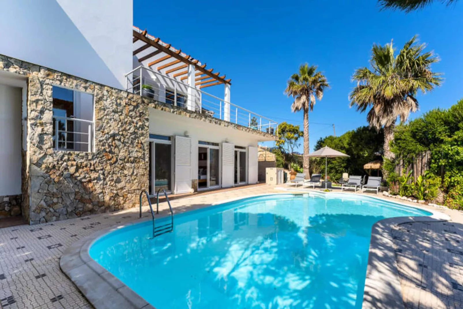 Duas Palmeiras-Niet-getagd