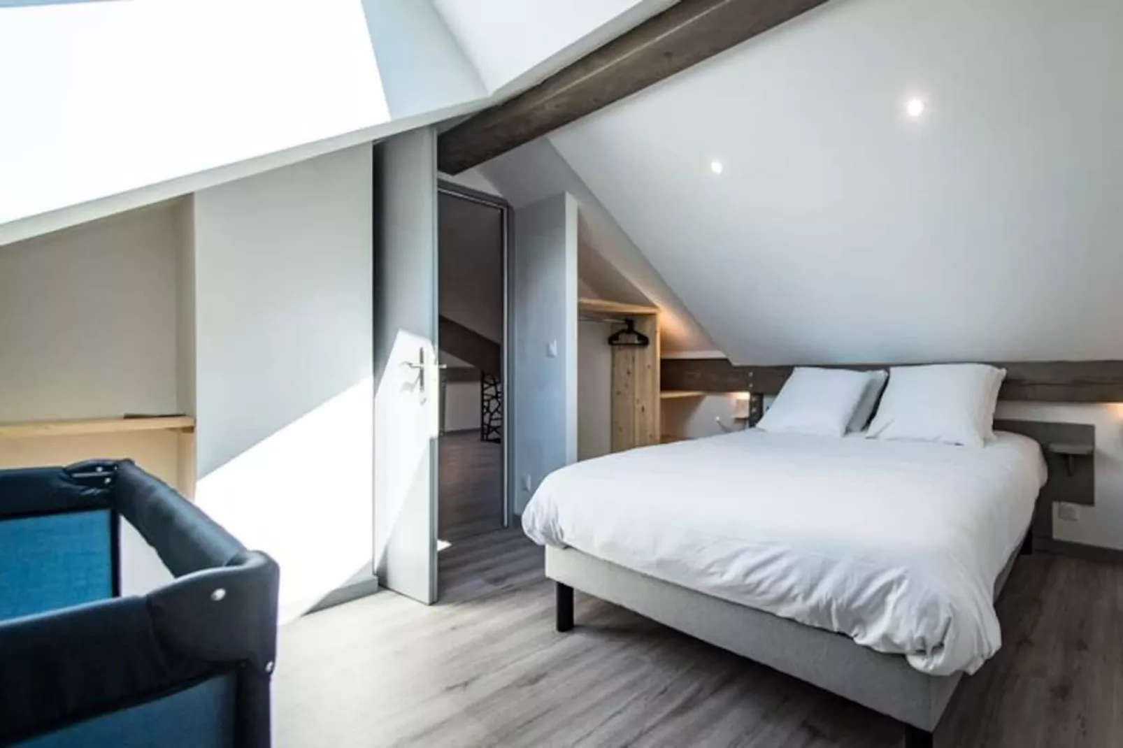 Résidence Duplex &agrave; Albiez-montrond Avec Terrasse - Niet-getagd