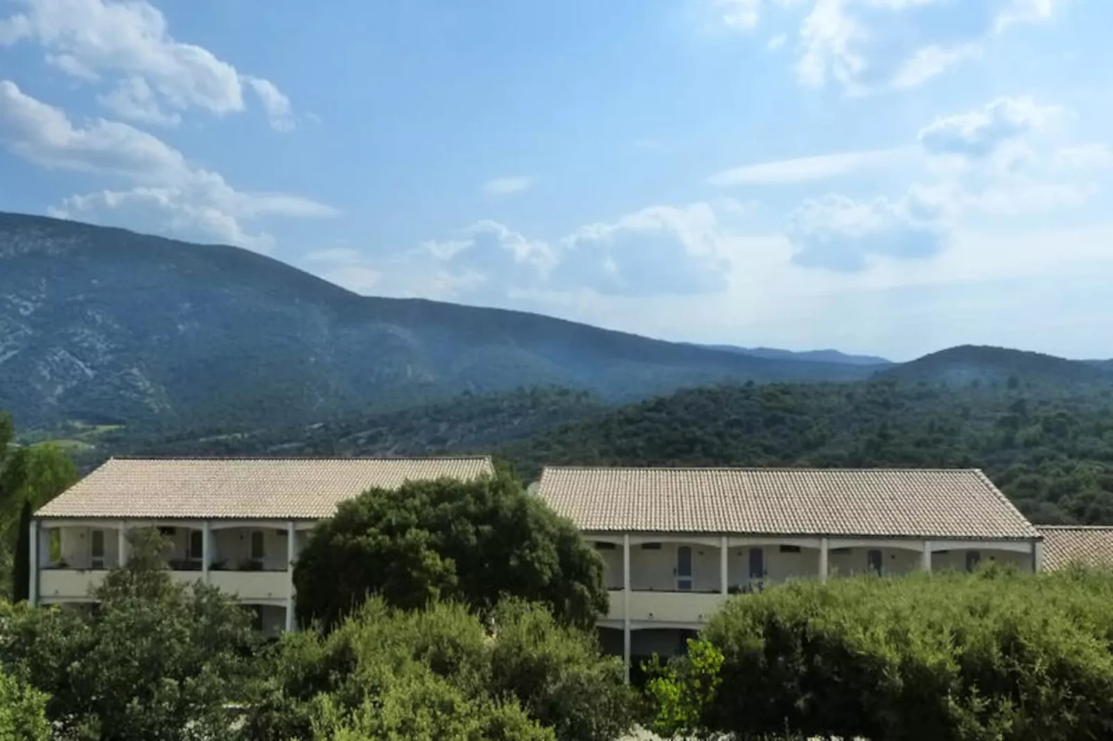 Studio à Mollans sur Ouvèze-Niet-getagd