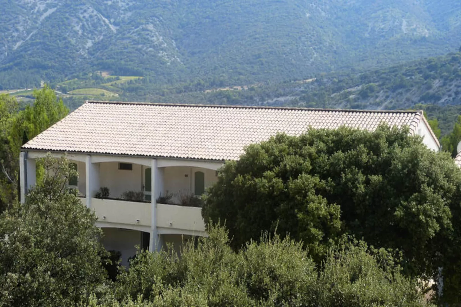 Studio à Mollans sur Ouvèze-Niet-getagd