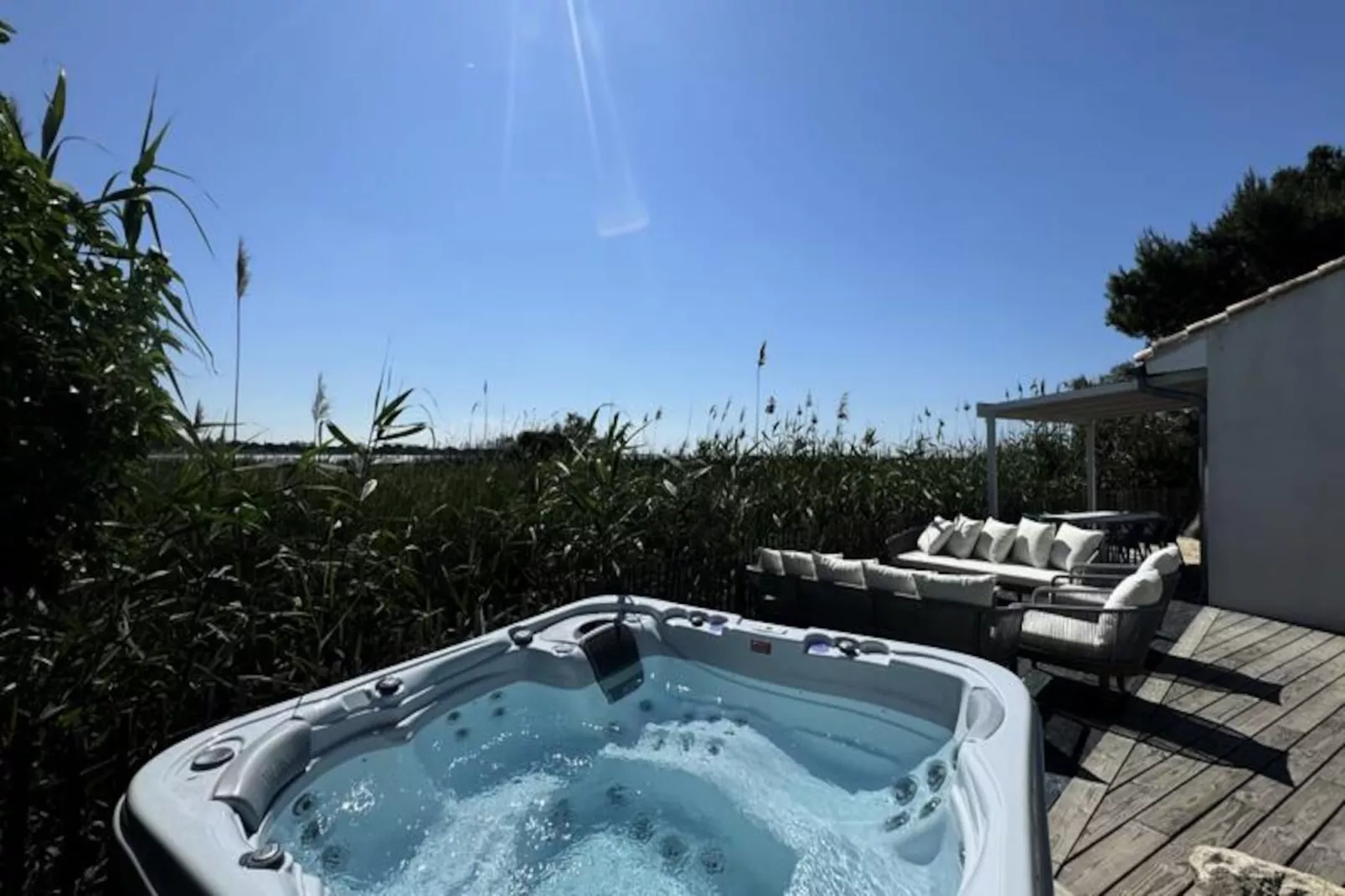 Résidence La Perle Rose Villa Standing 5 &eacute;toiles Avec Piscine Jacuzzi Et Superbe Vue-Niet-getagd