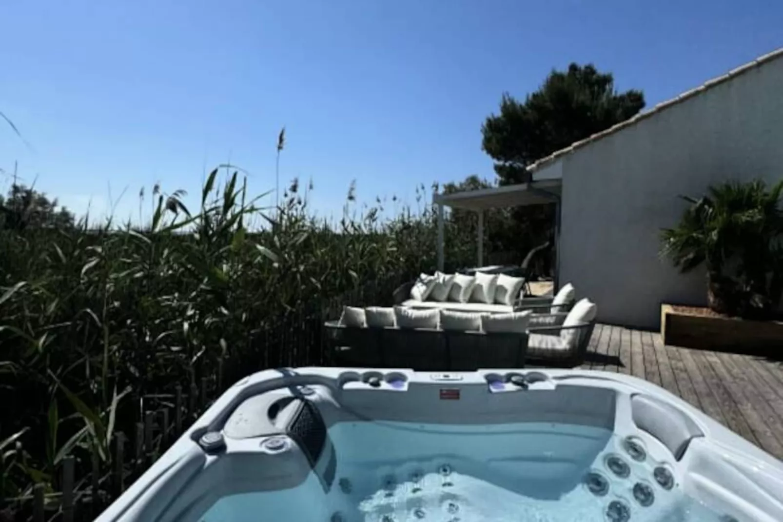 Résidence La Perle Rose Villa Standing 5 &eacute;toiles Avec Piscine Jacuzzi Et Superbe Vue-Niet-getagd