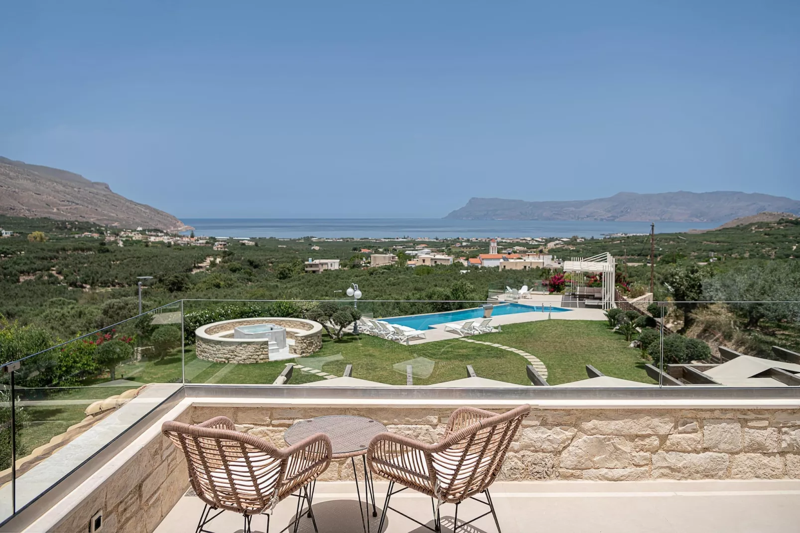 Villa Aloni 8prs-Terrasbalkon