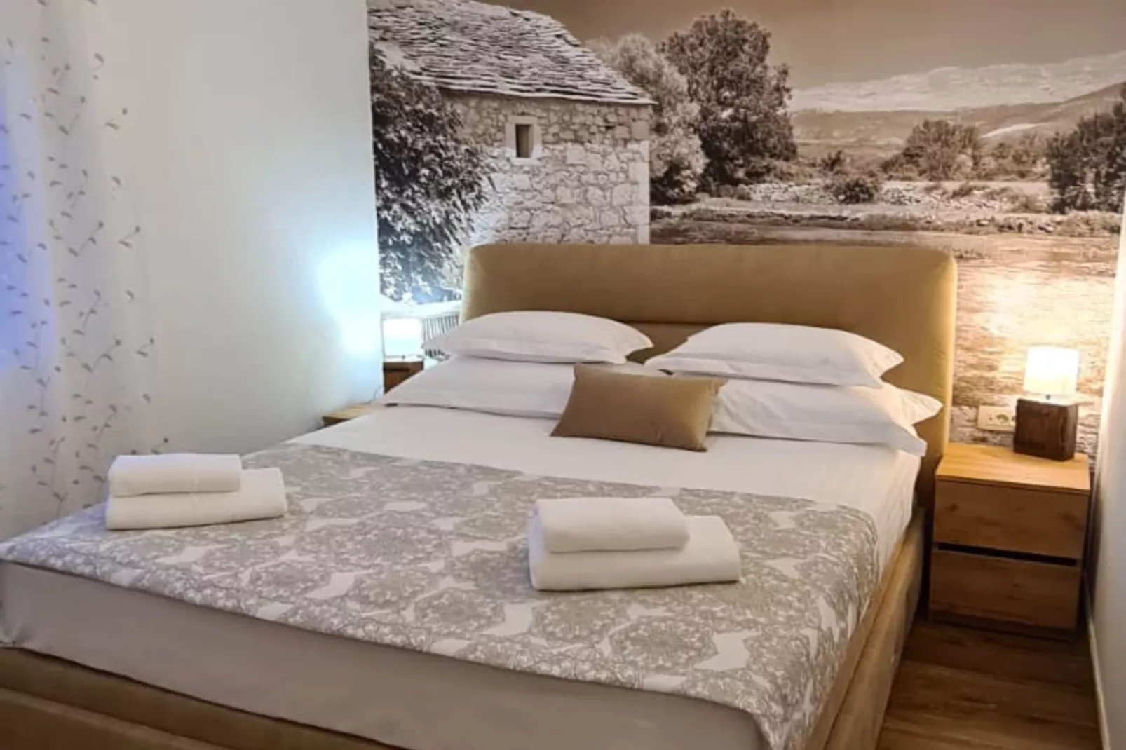 Villa Popovića Dvori -  Six Bedroom Villa with Pool-Slaapkamer