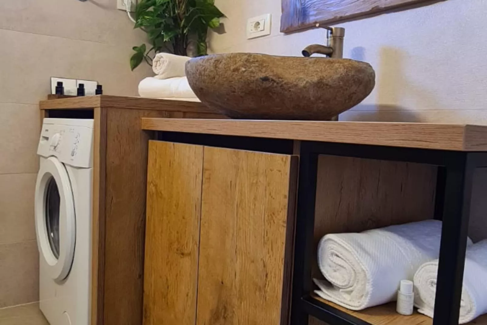 Villa Popovića Dvori -  Six Bedroom Villa with Pool-Badkamer