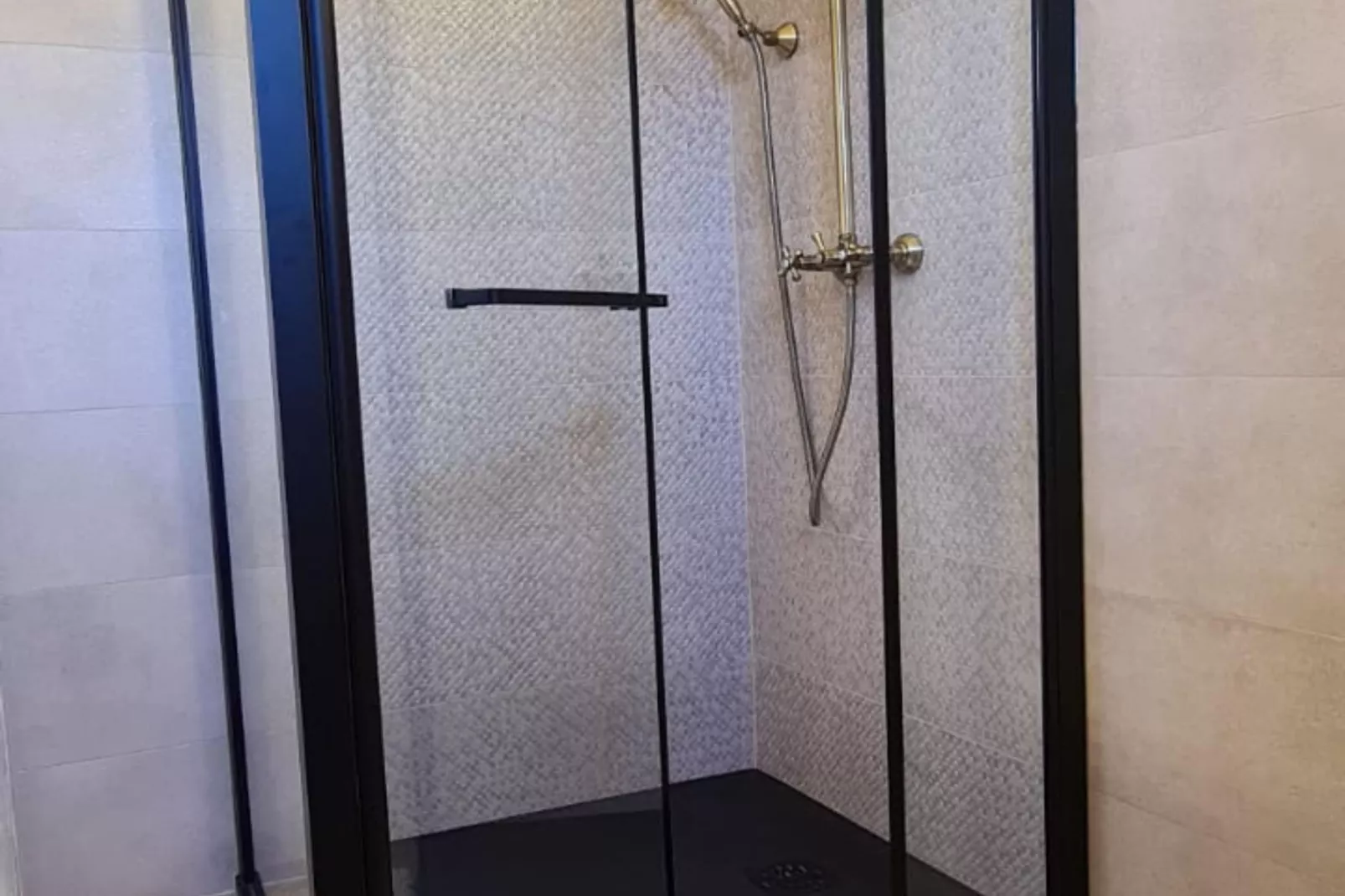 Villa Popovića Dvori -  Six Bedroom Villa with Pool-Badkamer