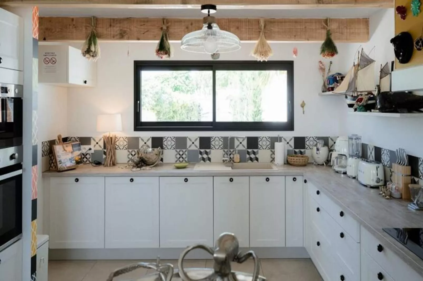 Résidence La Perle Rose Villa Standing 5 &eacute;toiles Avec Piscine Jacuzzi Et Superbe Vue-Niet-getagd