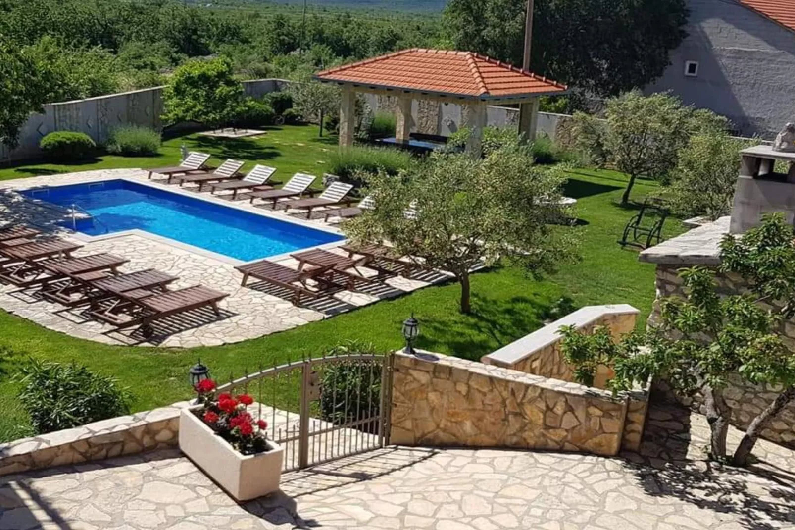 Villa Popovića Dvori -  Six Bedroom Villa with Pool-Buitenlucht