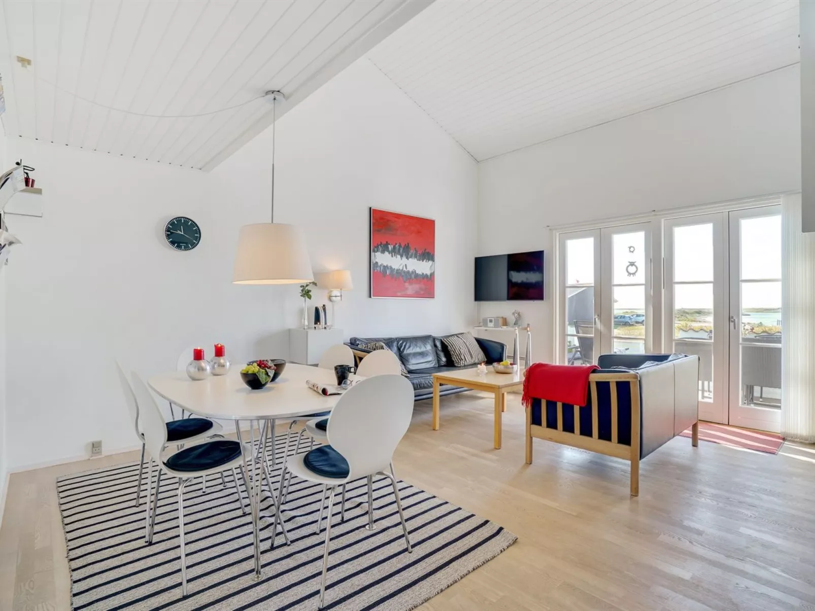 "Idunn" - 100m to the fjord-Binnen