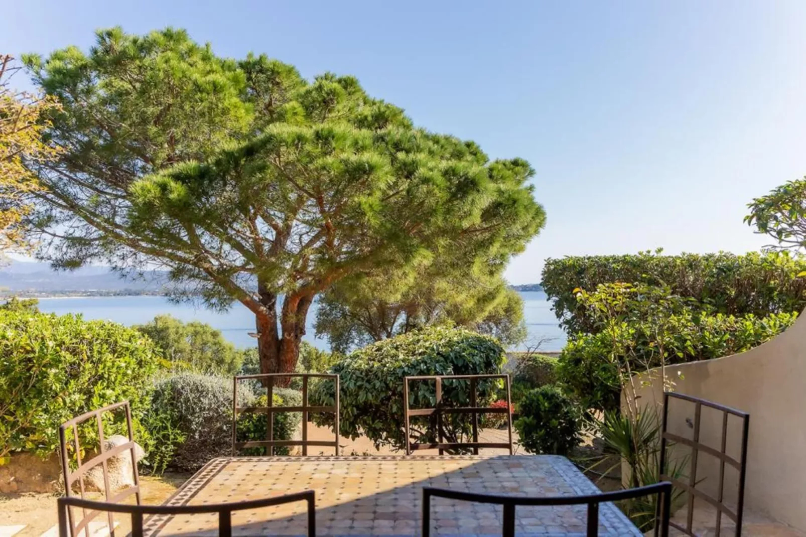 Villa T4 duplex à la location sur Porto-Vecchio