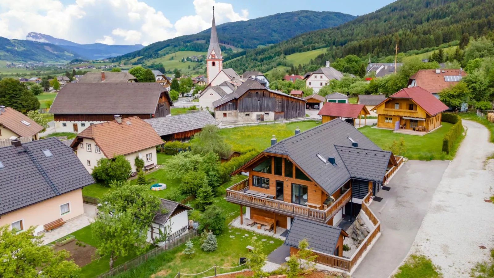 Alpinn Wellness 1-Uitzicht zomer