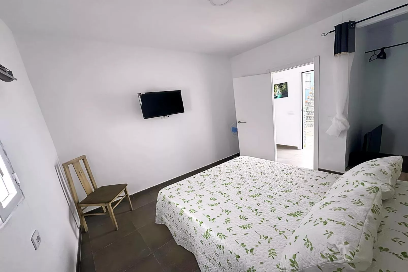 4986-+34672427629-Slaapkamer